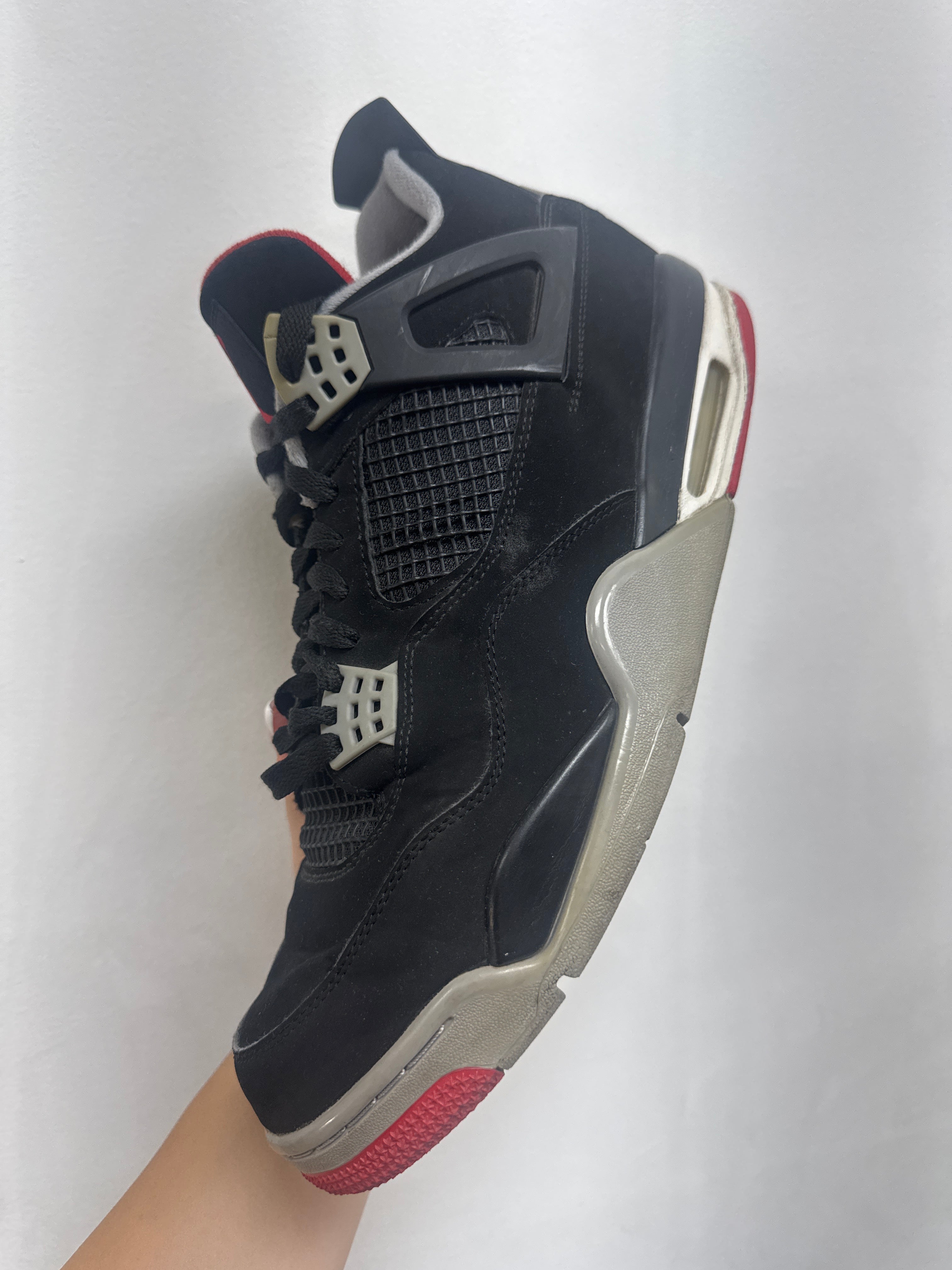 Jordan 4 Bred Sneakers