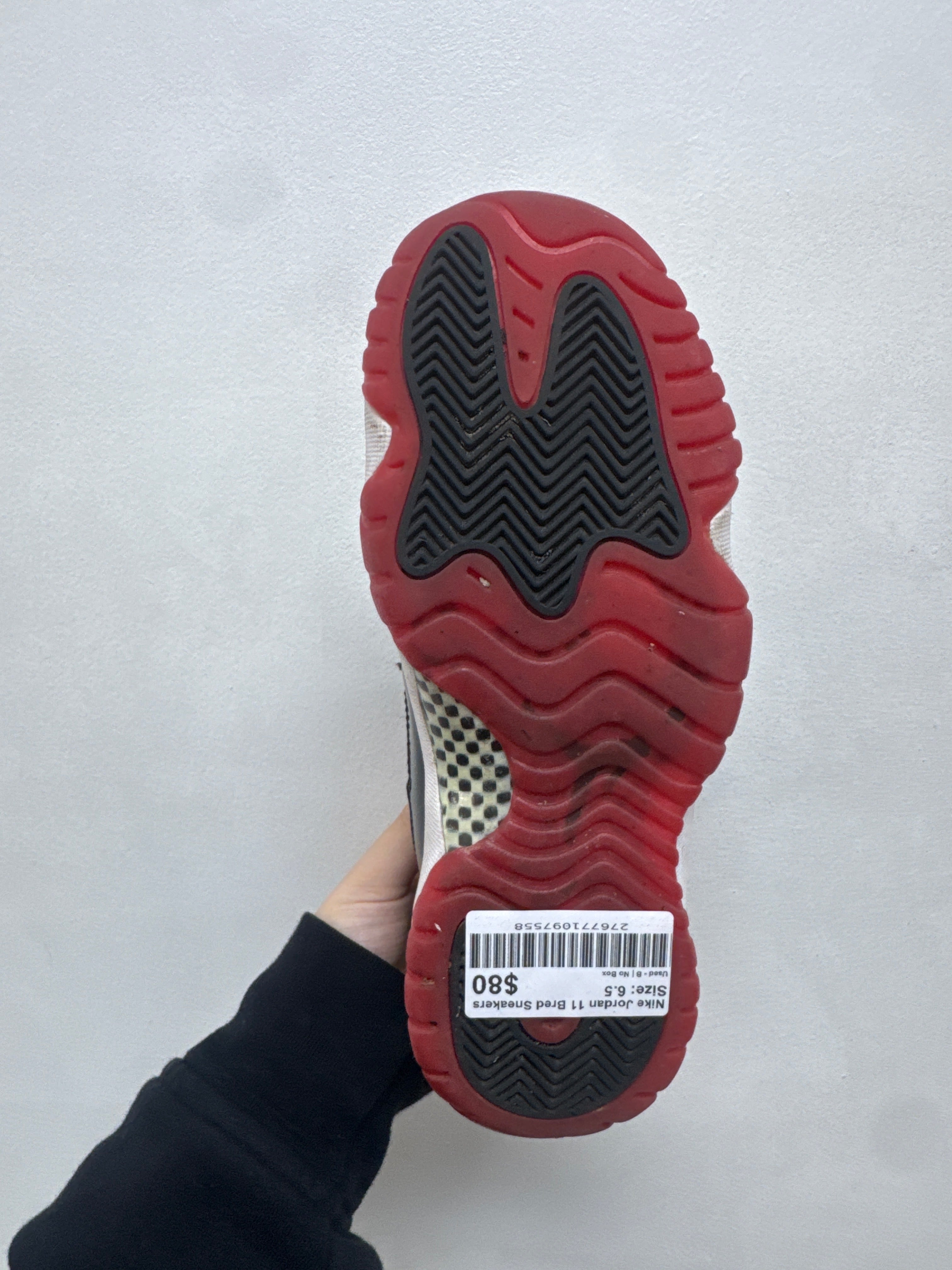 Nike Jordan 11 Bred Sneakers