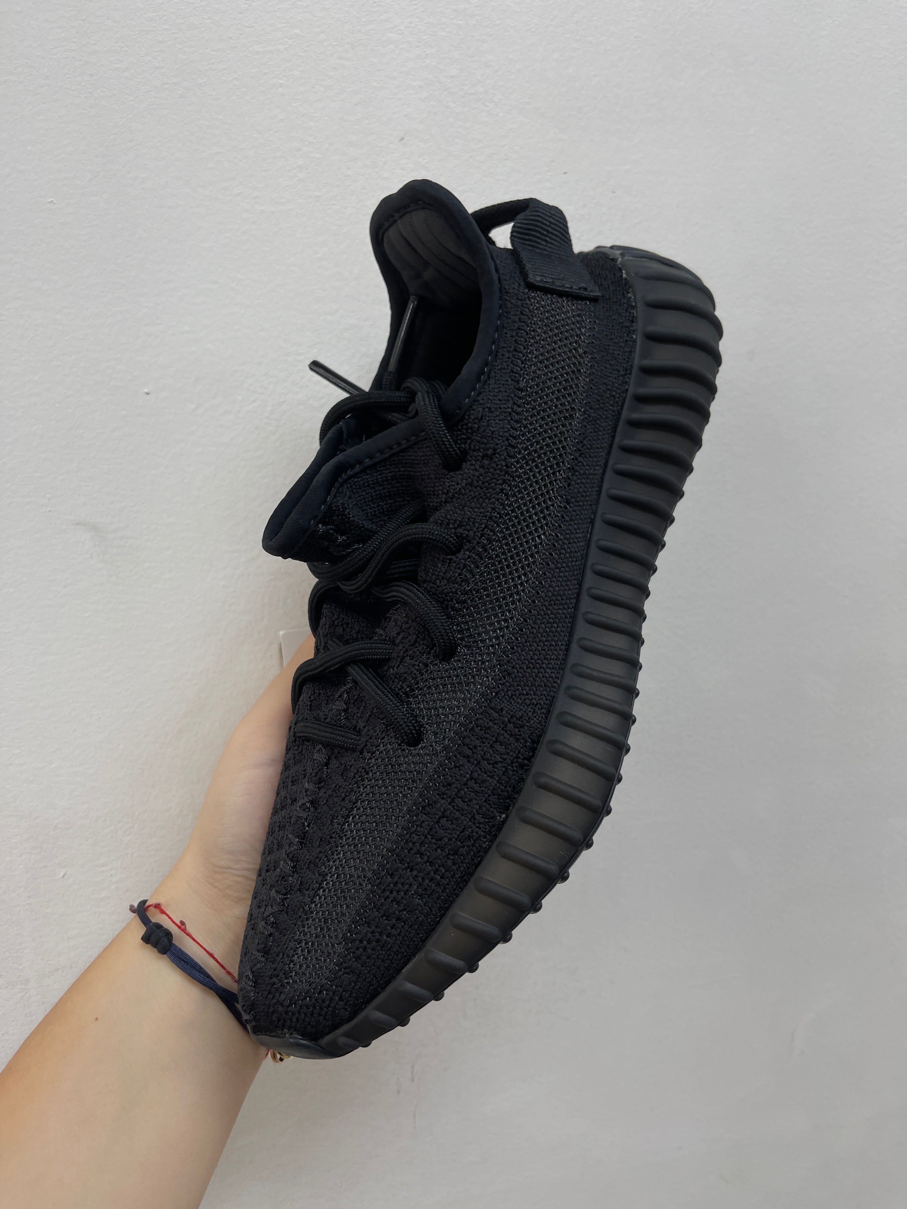 YZY 350 V2 Onyx Sneakers