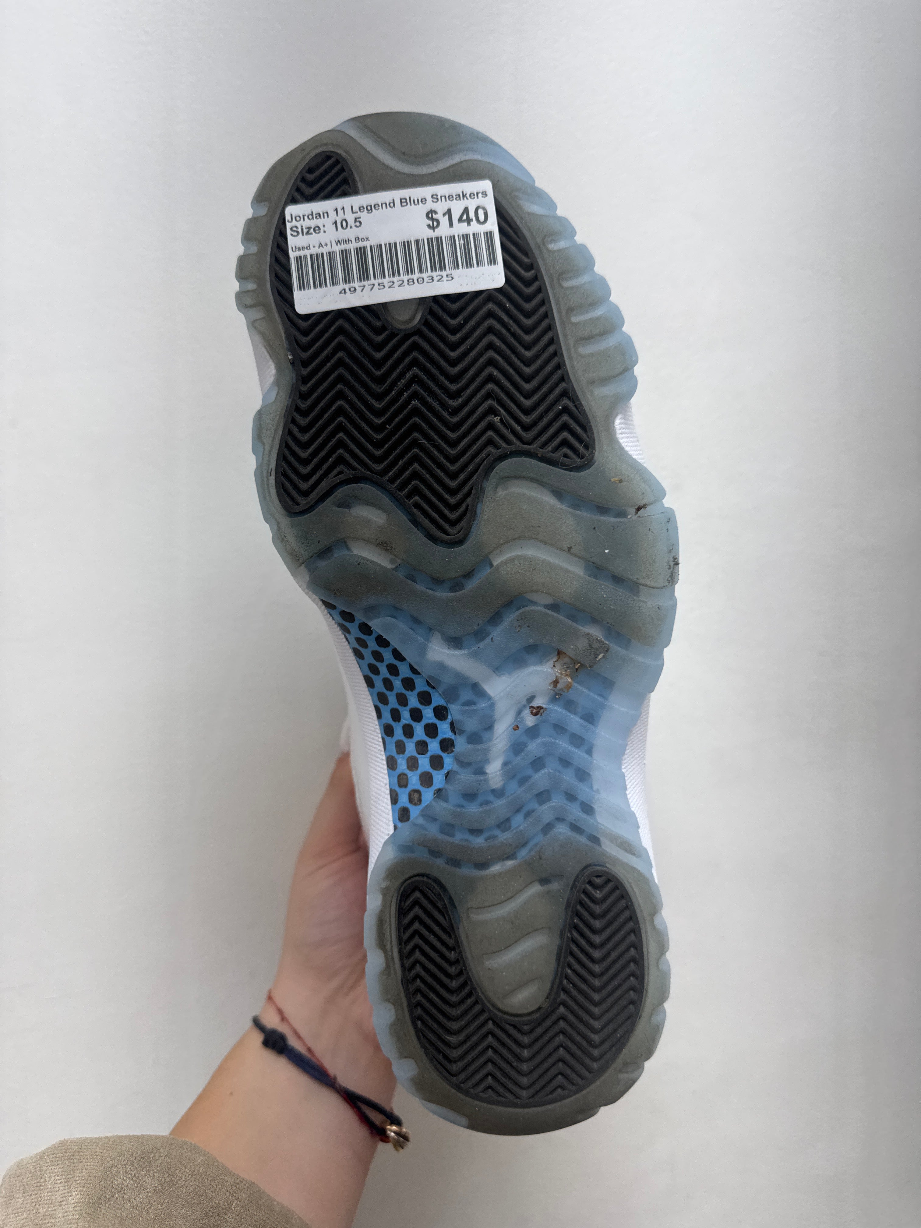 Jordan 11 Legend Blue Sneakers