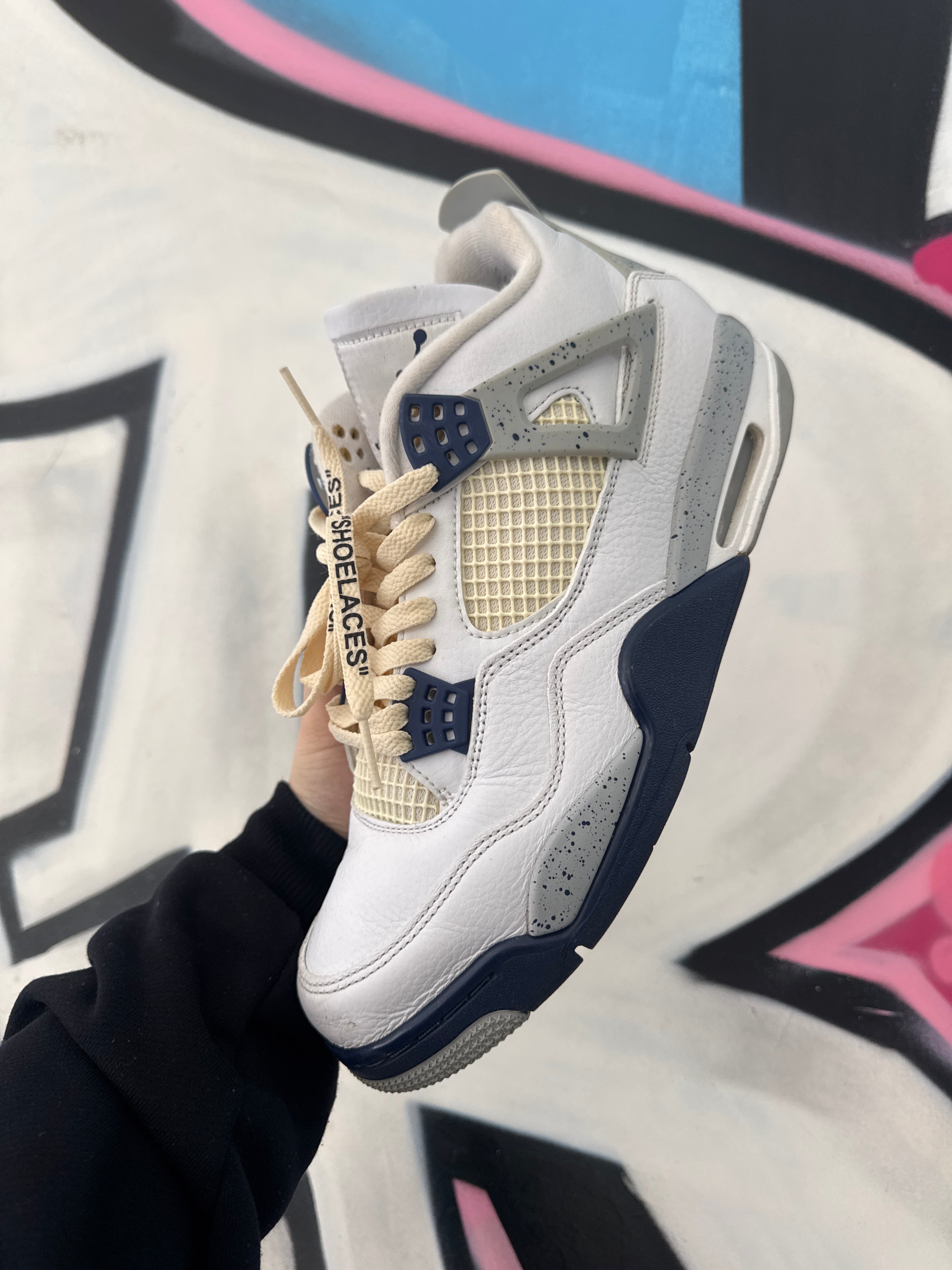 Nike Jordan 4 Midnight Navy Sneakers