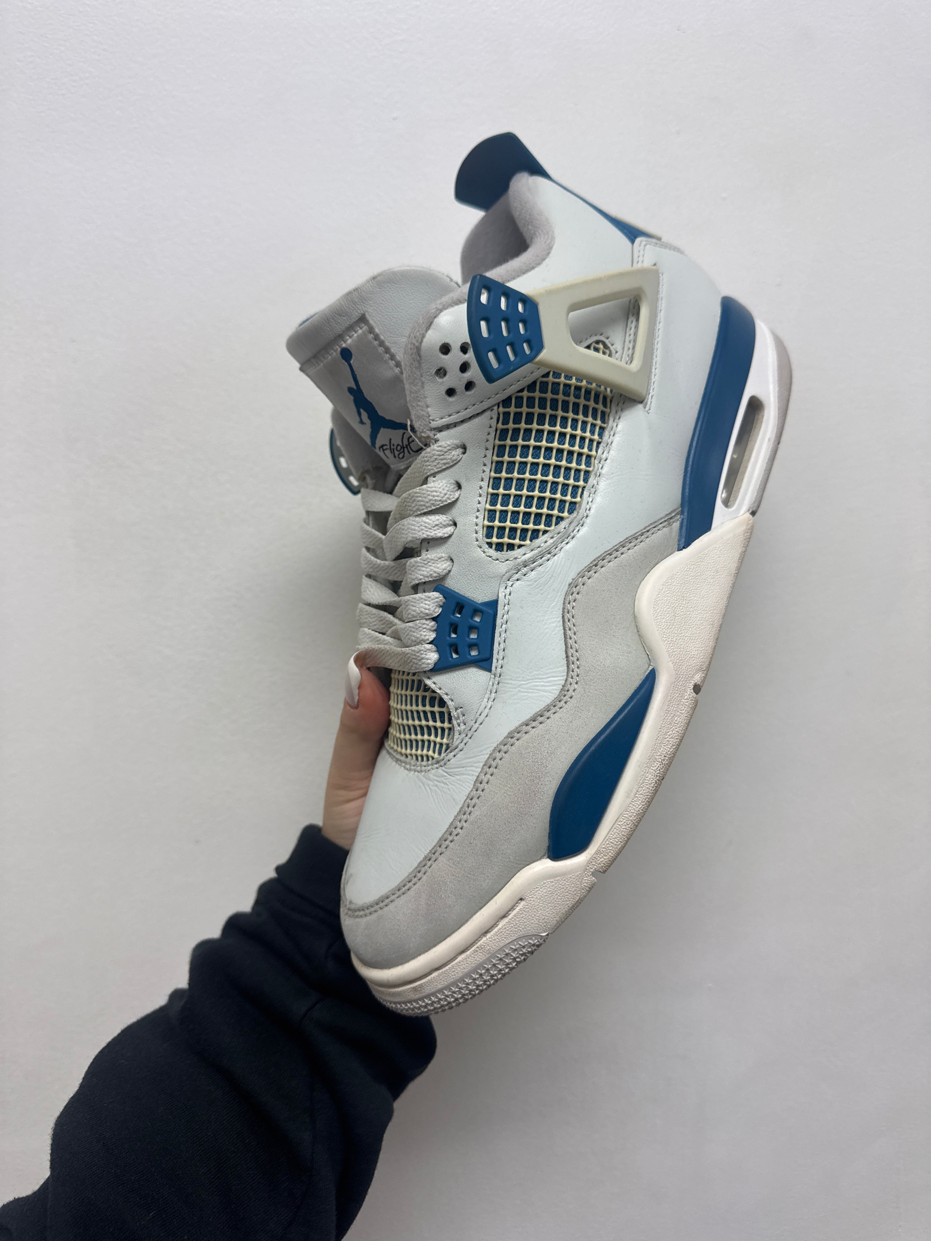 Jordan 4 Military Blue Sneakers