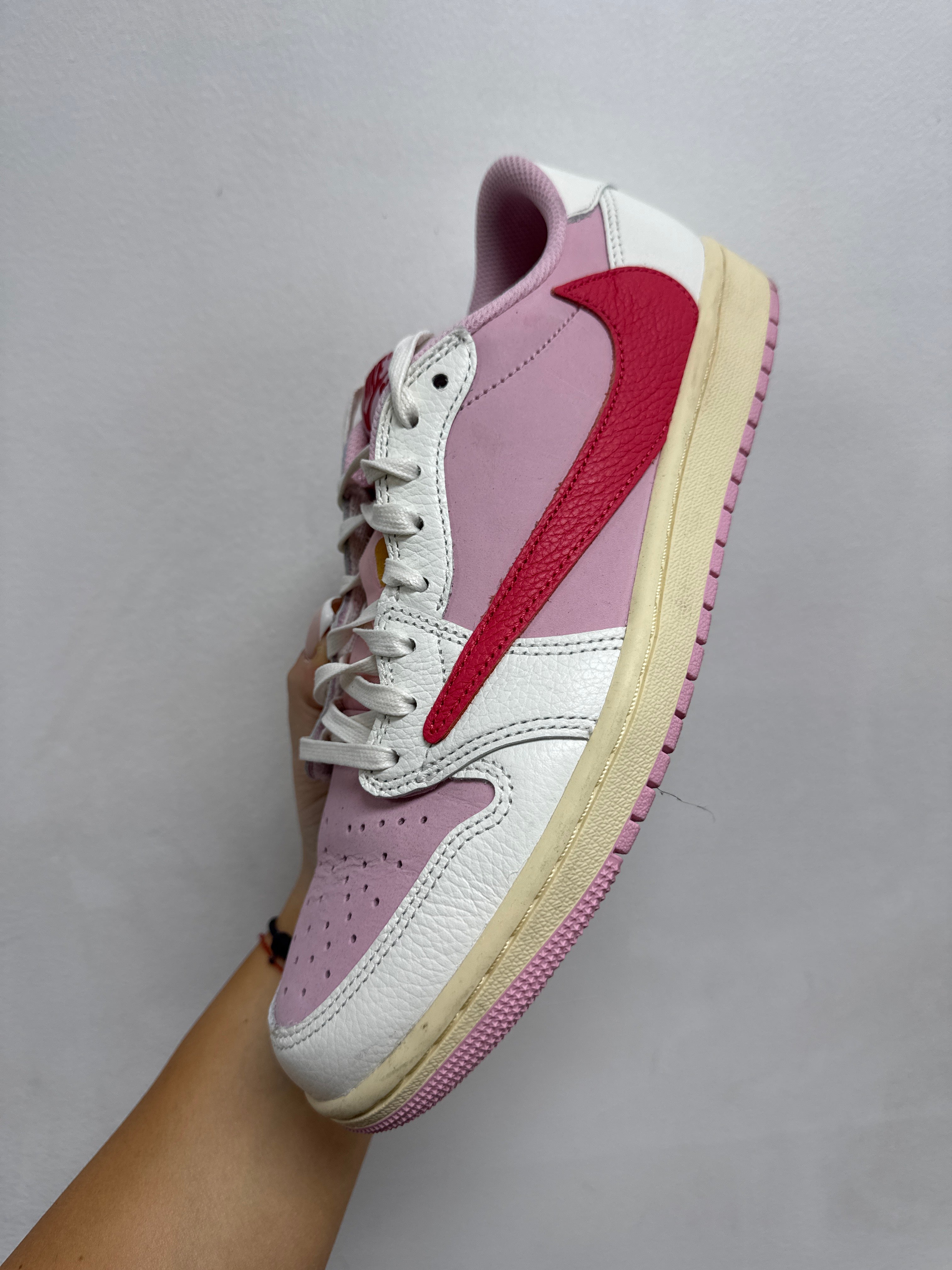 Nike Travis Scott Sail Tropical Pink Sneakers