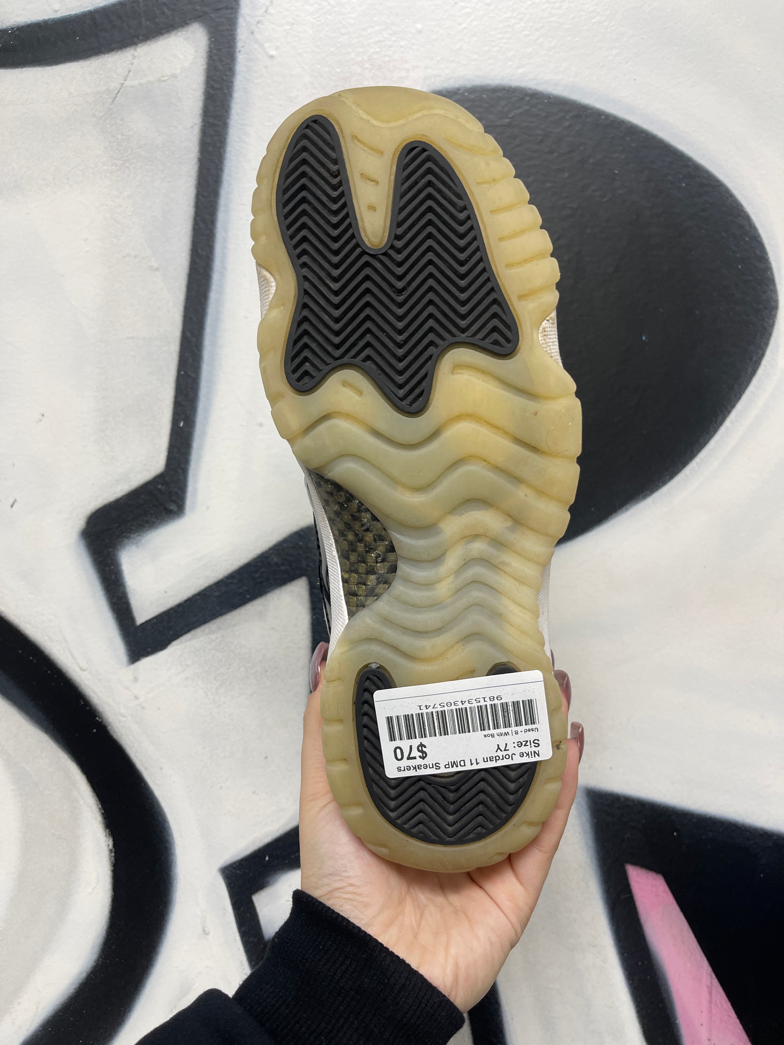 Nike Jordan 11 DMP Sneakers