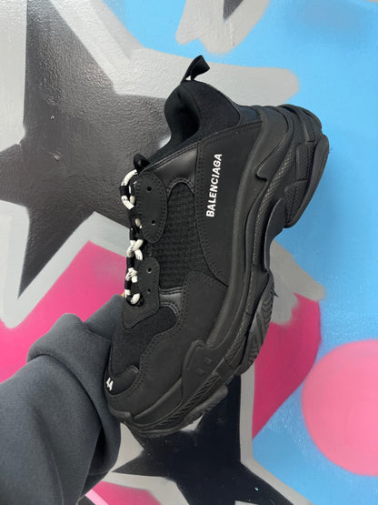Balenciaga Triple S Black 44 (US 11) With Box Used