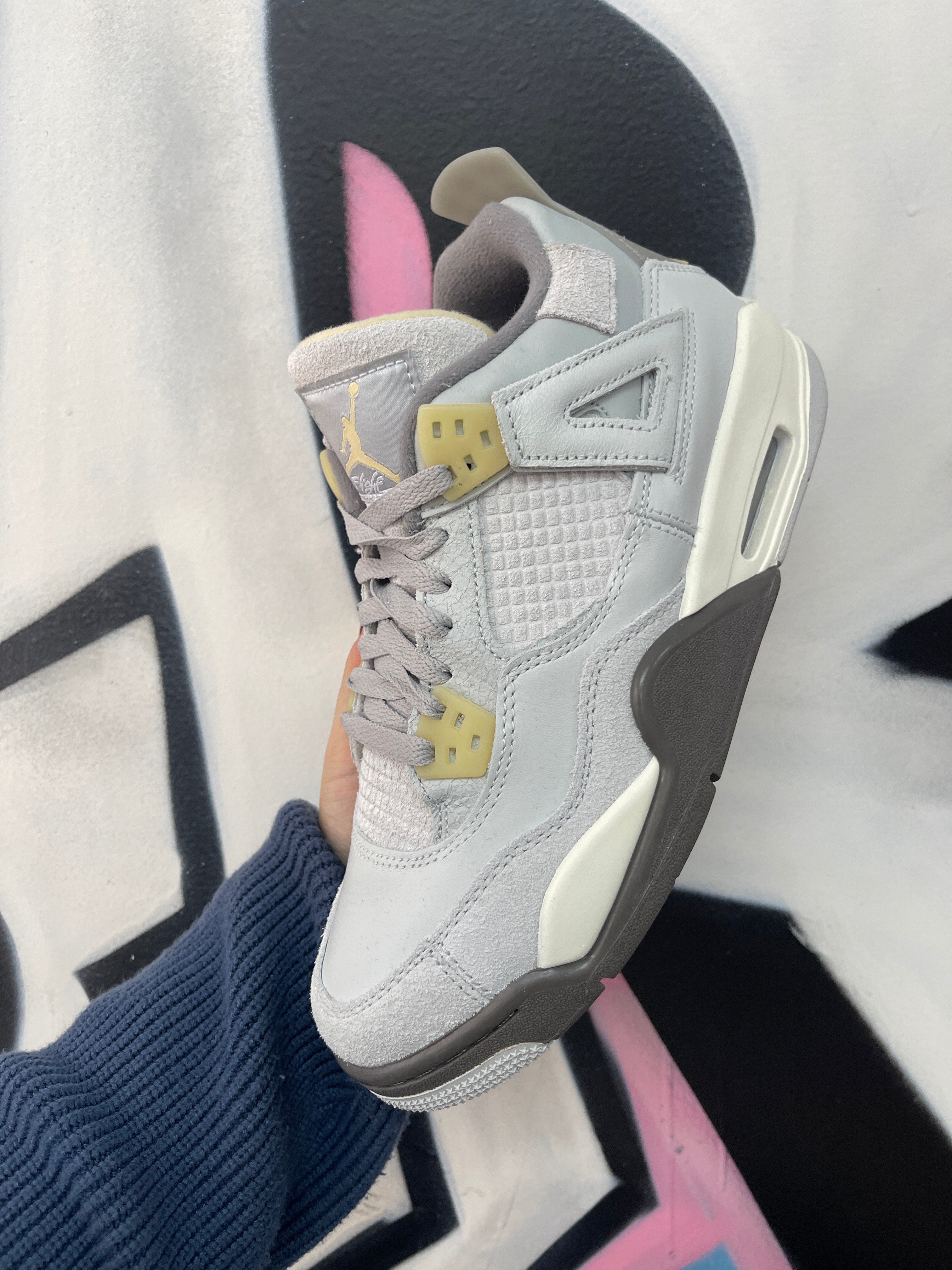 Nike Jordan 4 Craft Photon Dust Sneaker
