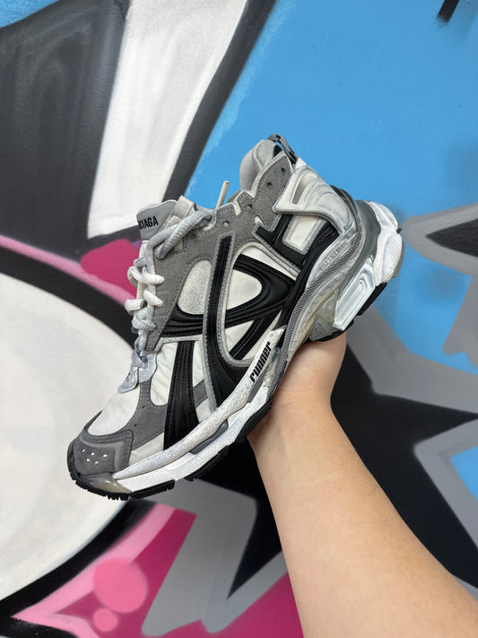 Balenciaga Runner Grey Black Sneakers