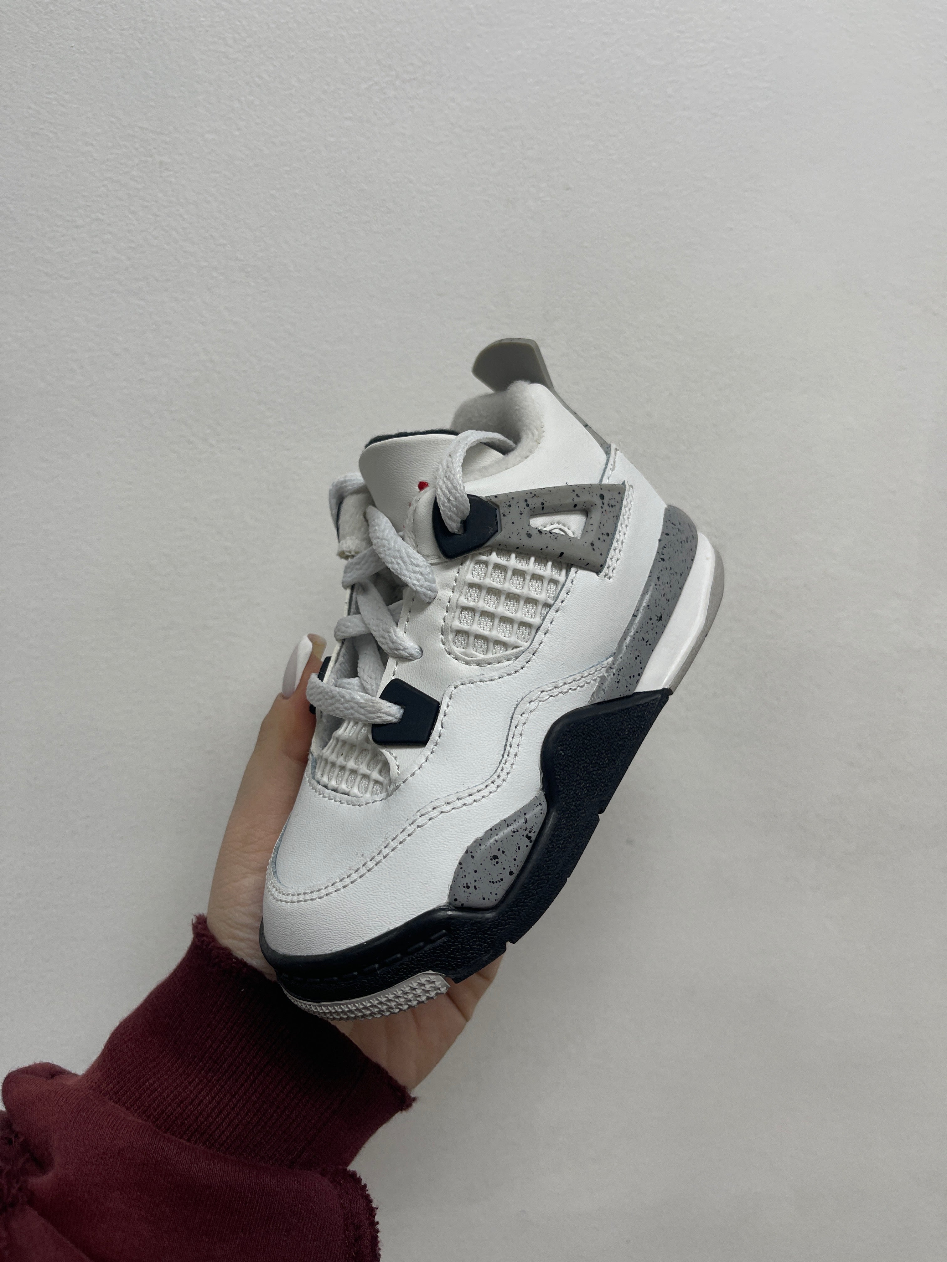 Jordan 4 White Cement Sneakers