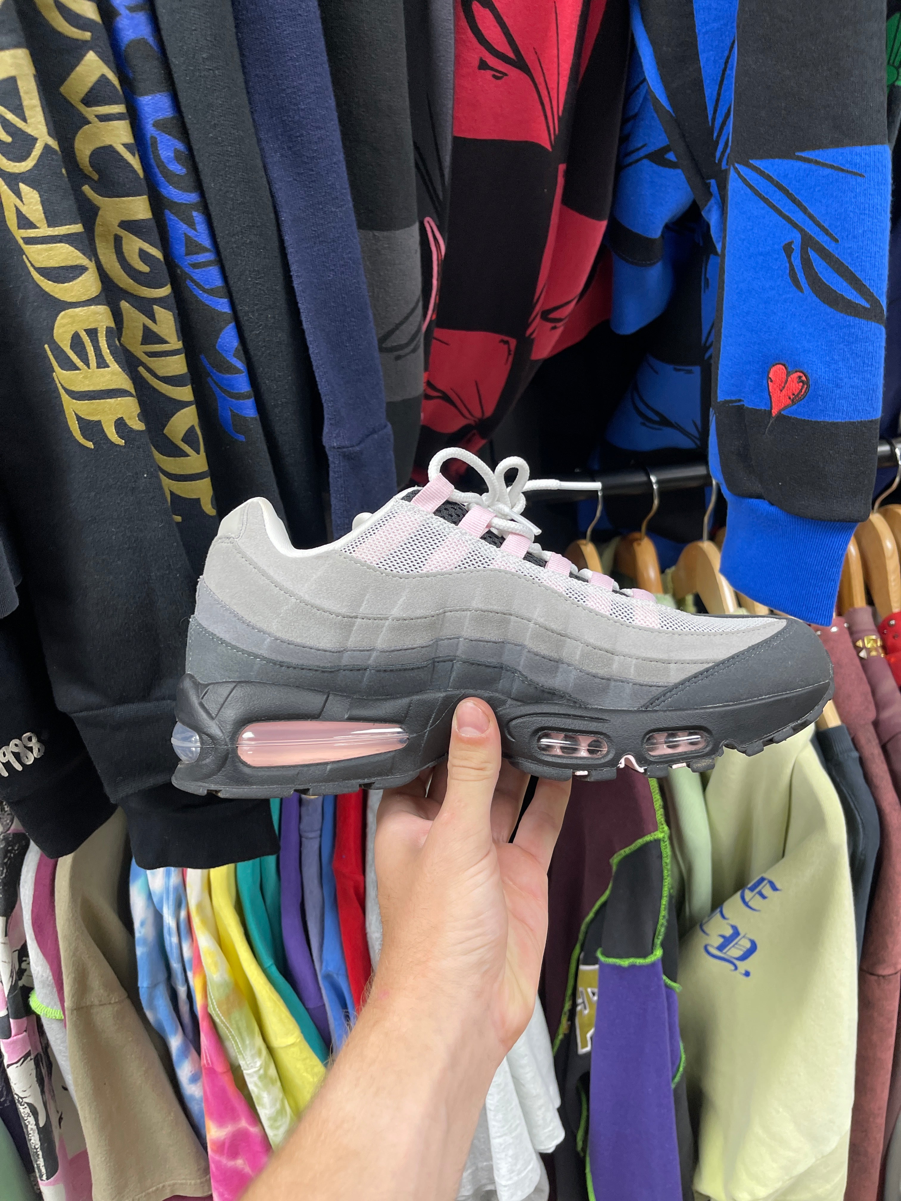 Nike AM95 Soft Pink Shorts