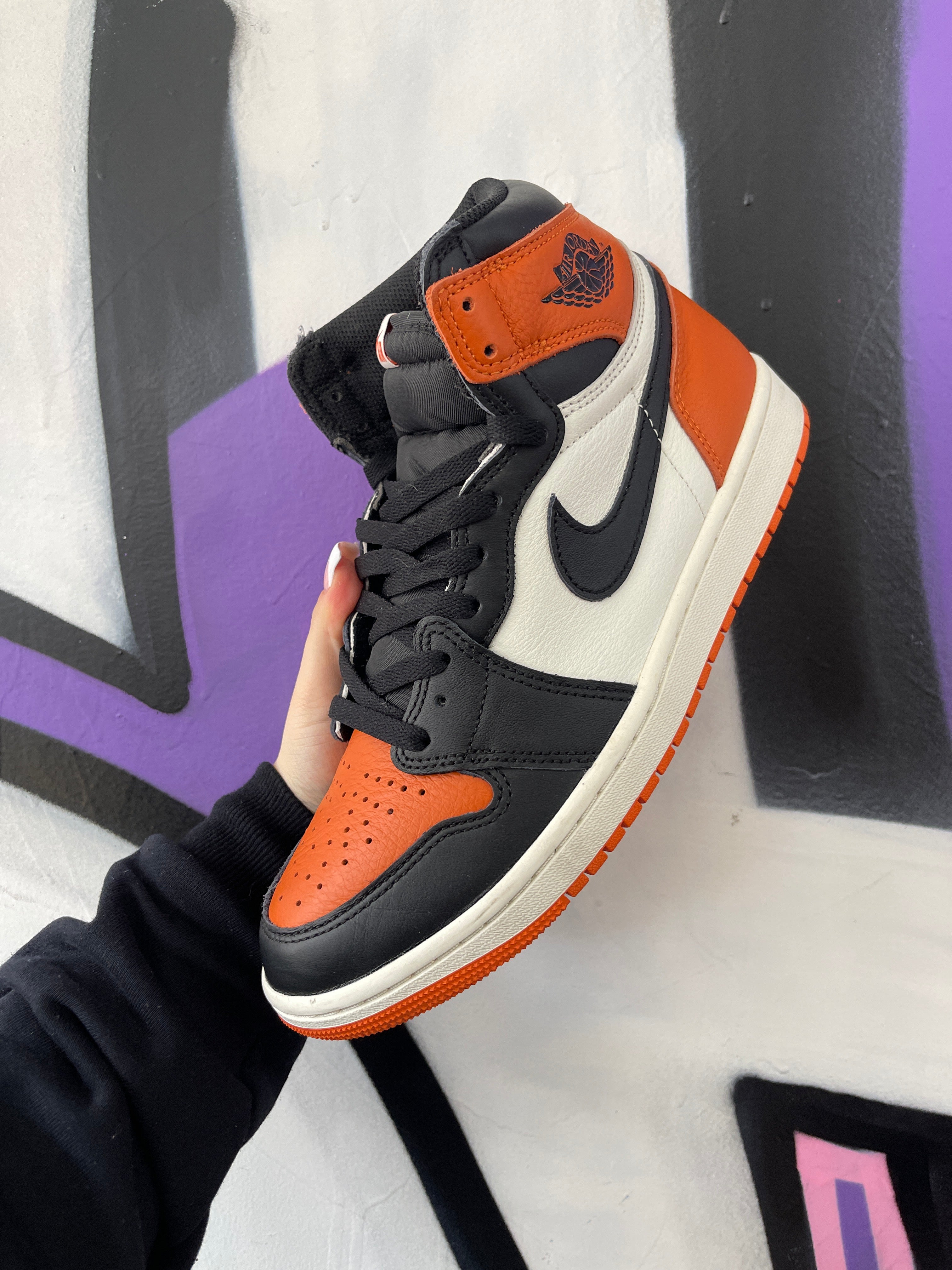 Jordan 1 Shattered Backboard Sneakers