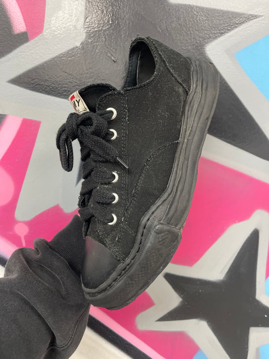 MMY Black Black Sneaker