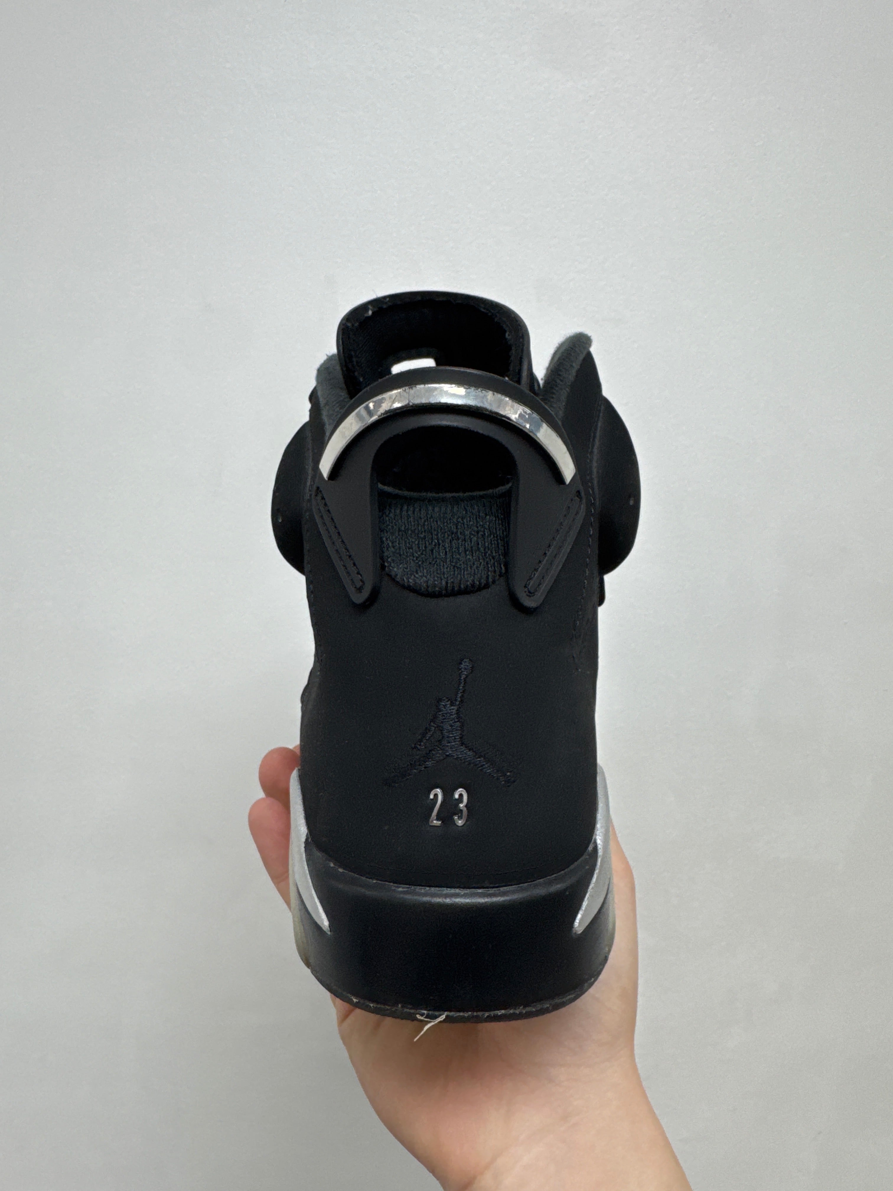 Jordan 6 Chrome Sneakers