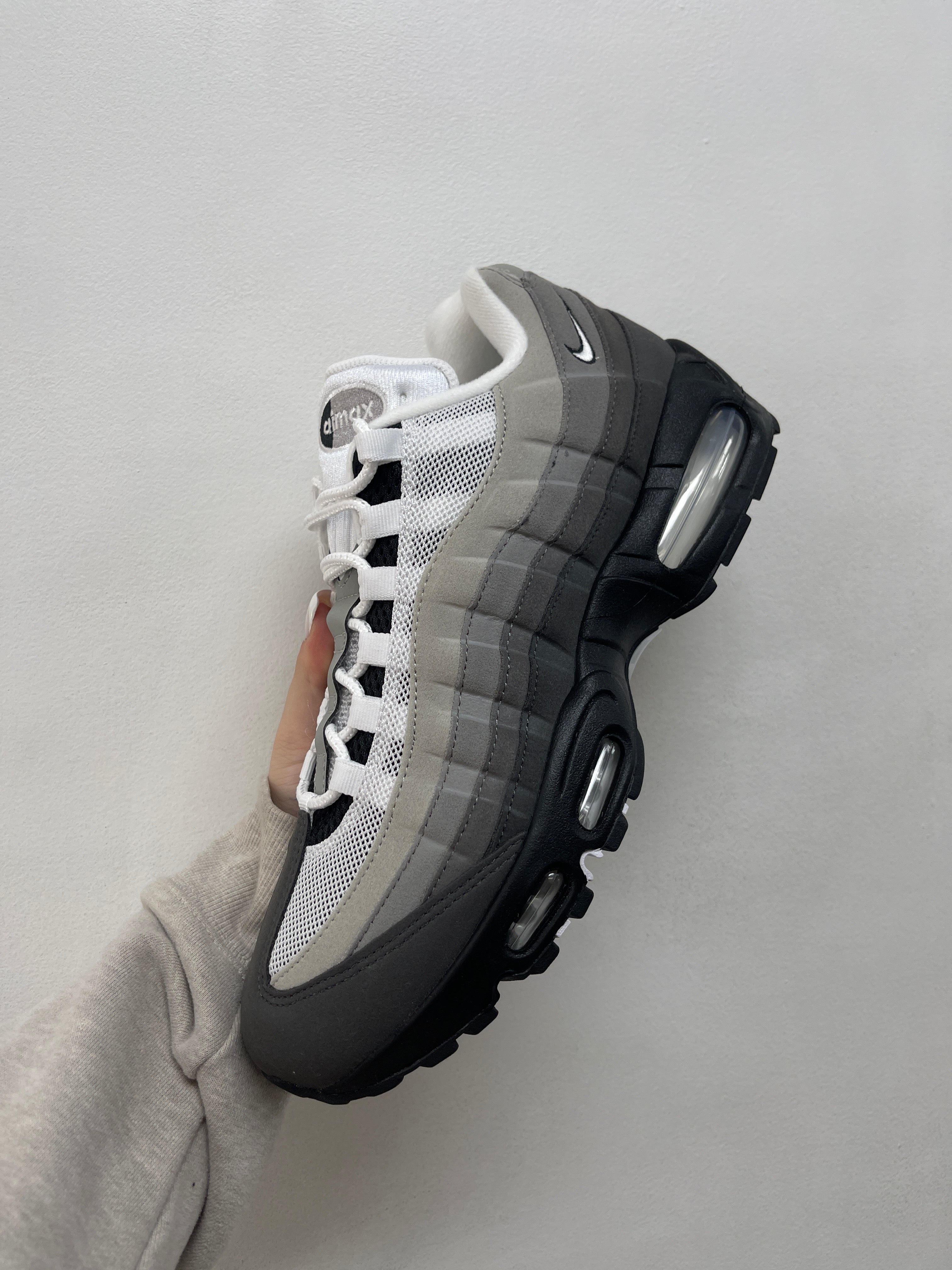 Nike AM95 Big Bubble Granite Sneakers