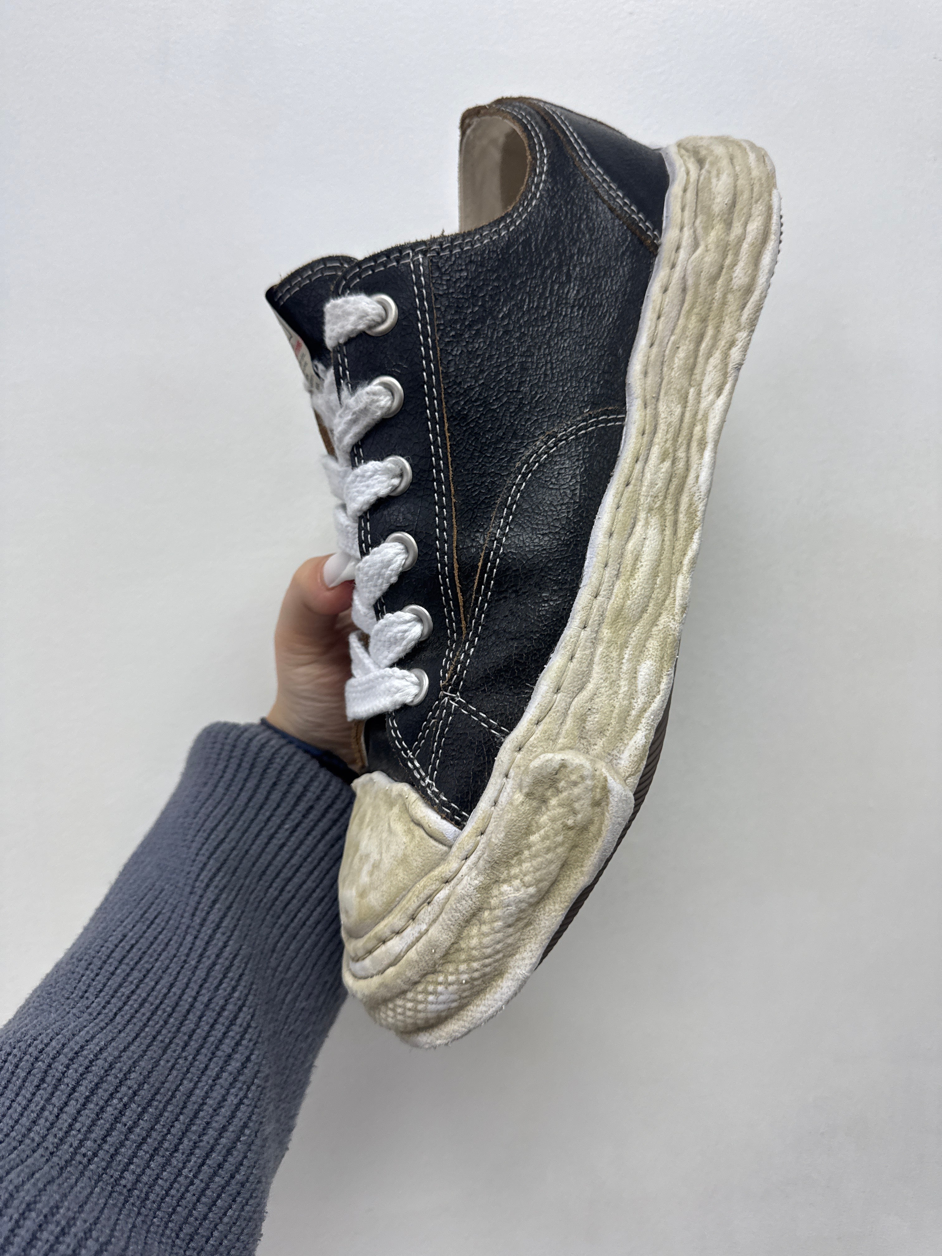 MMY Brown Crackle Wayne Low Sneakers