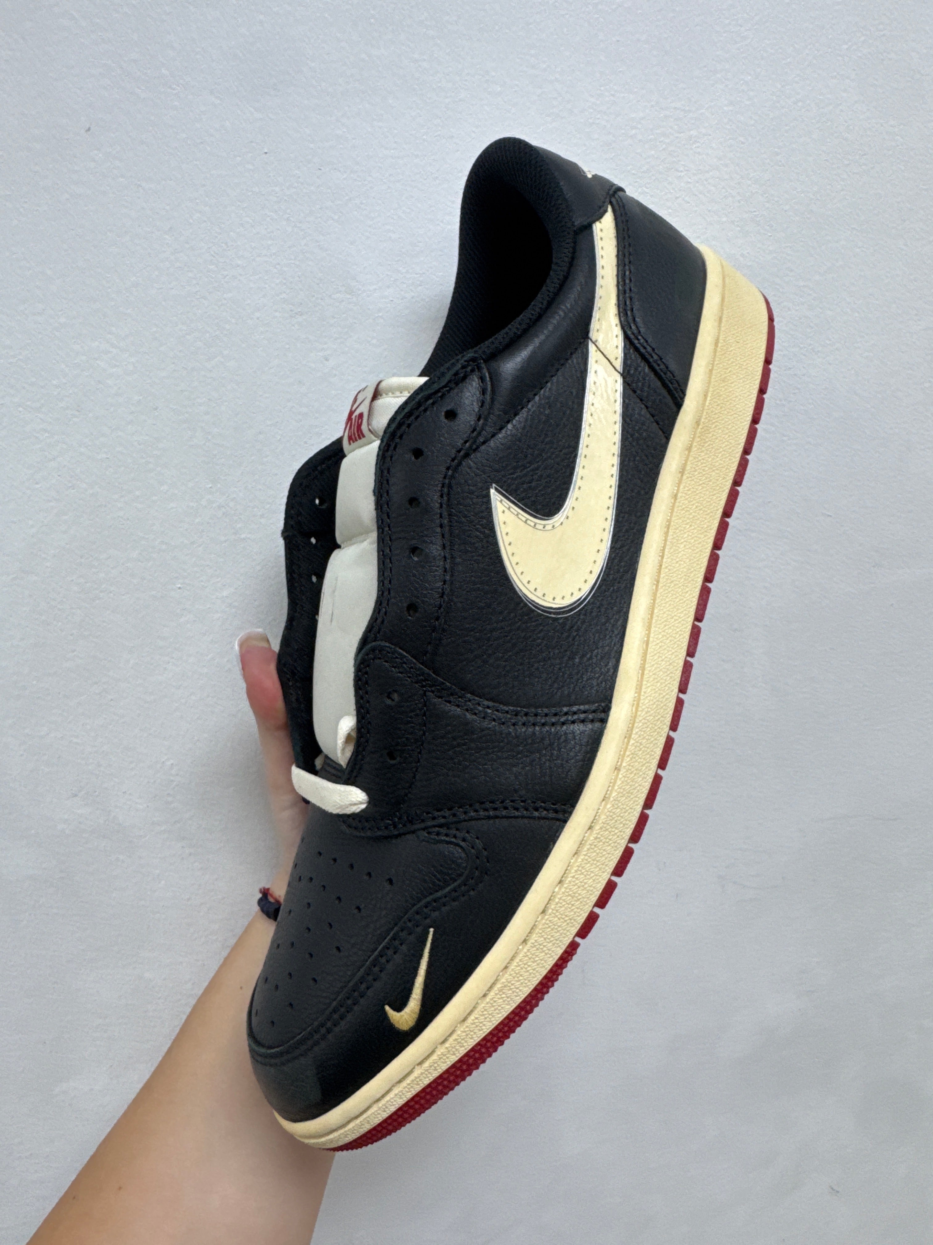 Jordan 1 Low Nigel Sylvester Sneakers
