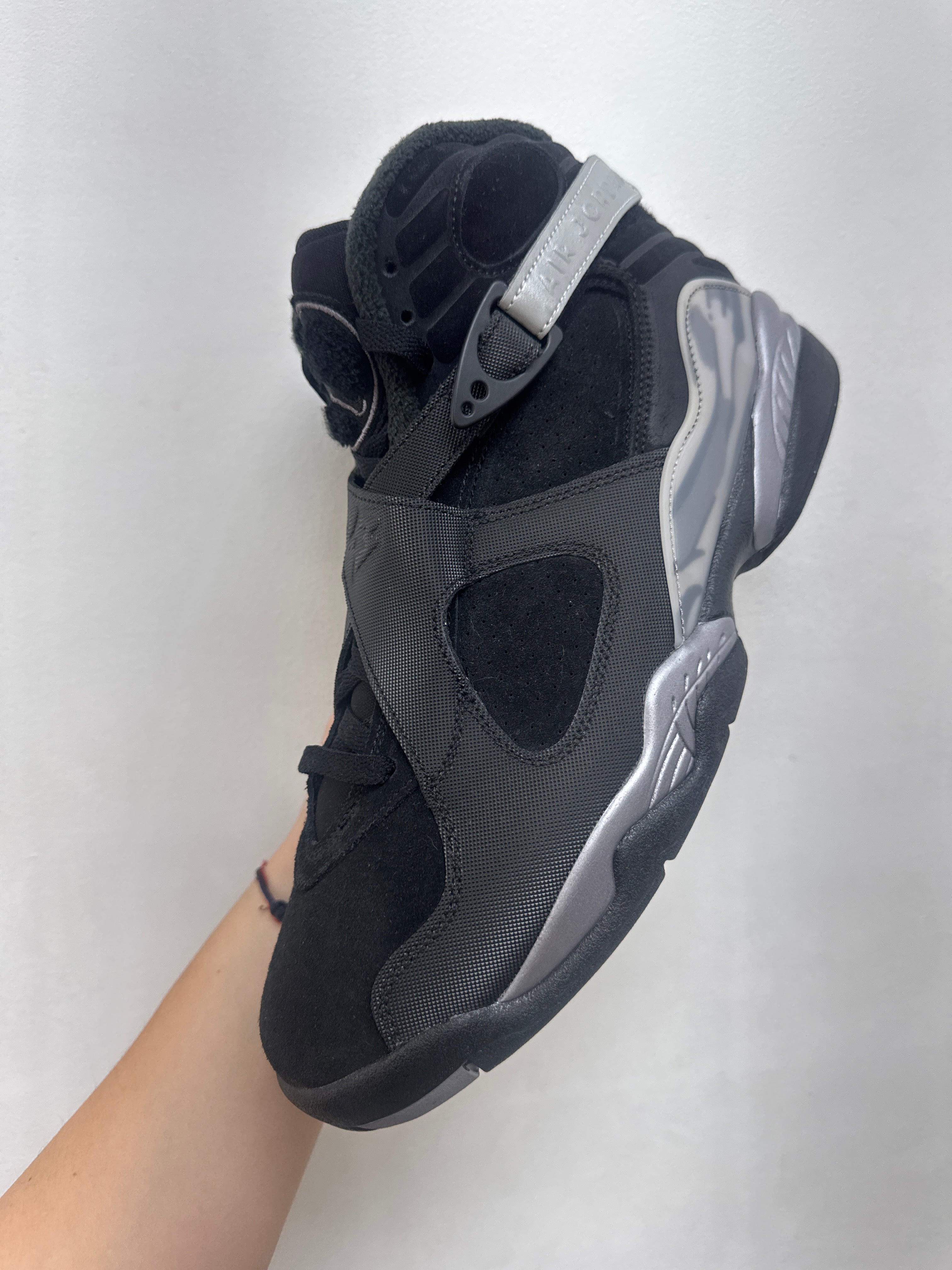 Jordan 8 Gunsmoke Sneakers