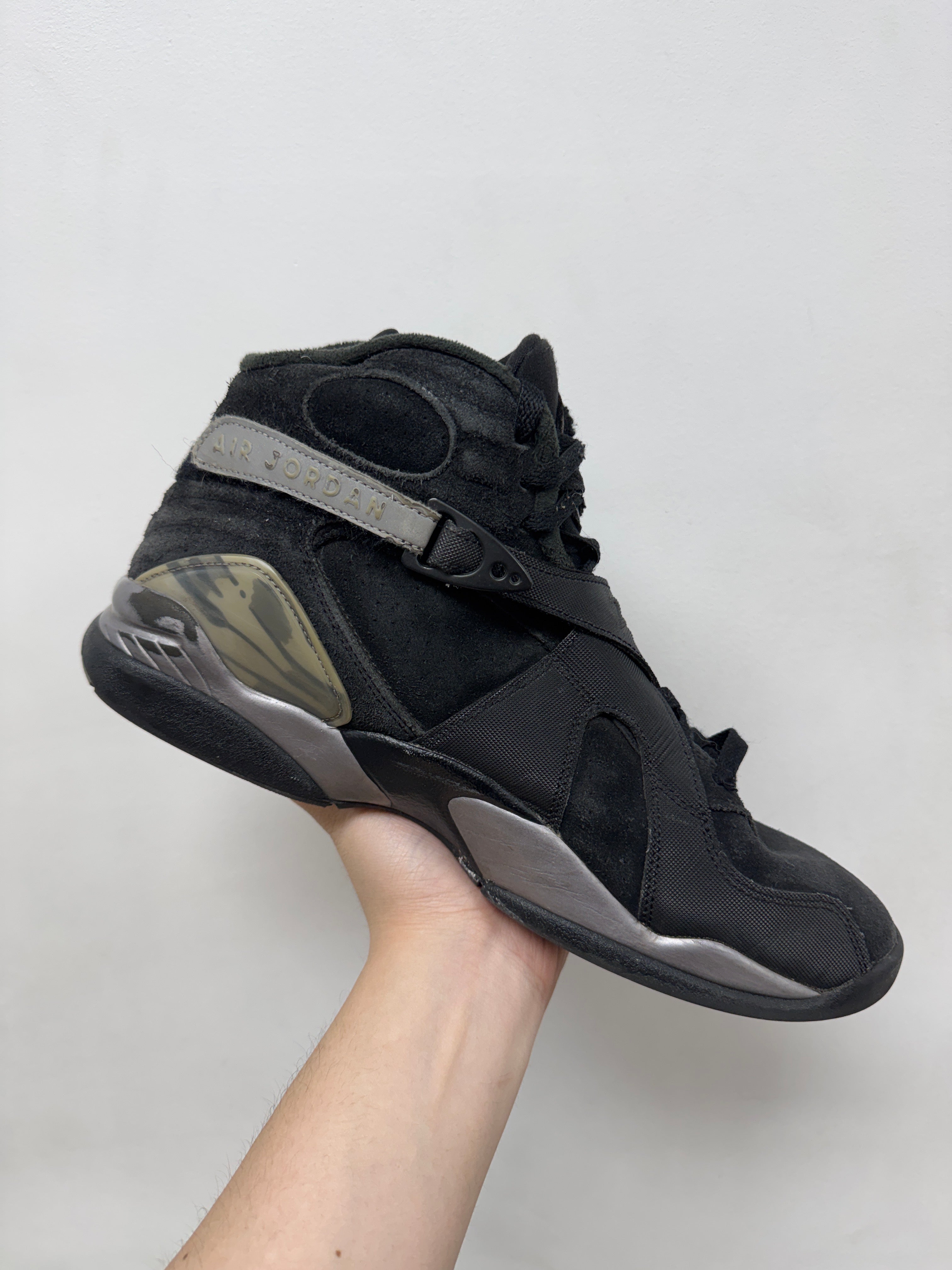 Jordan 8 Gunsmoke Sneakers