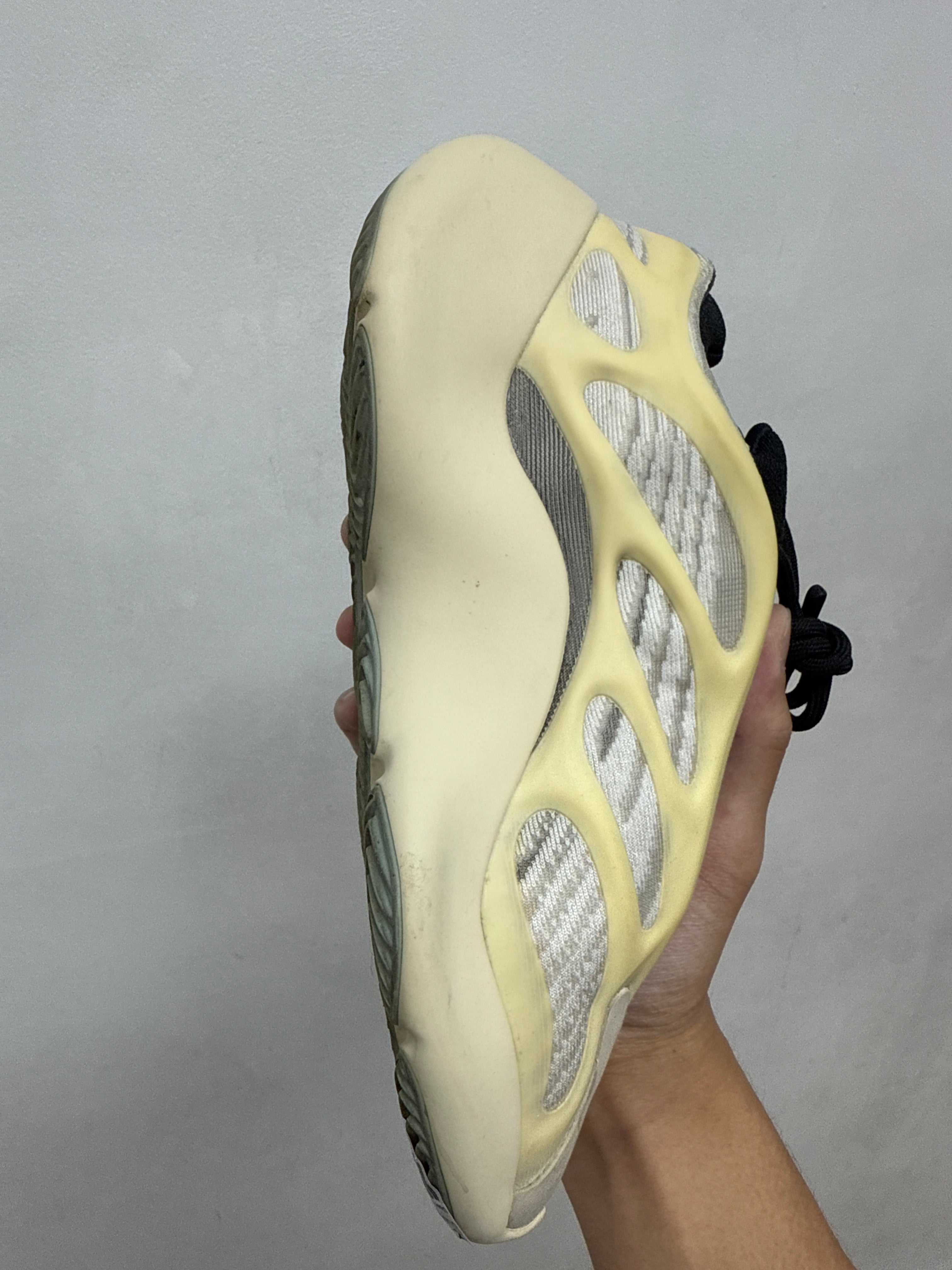 YZY 700 V3 Azael Sneakers