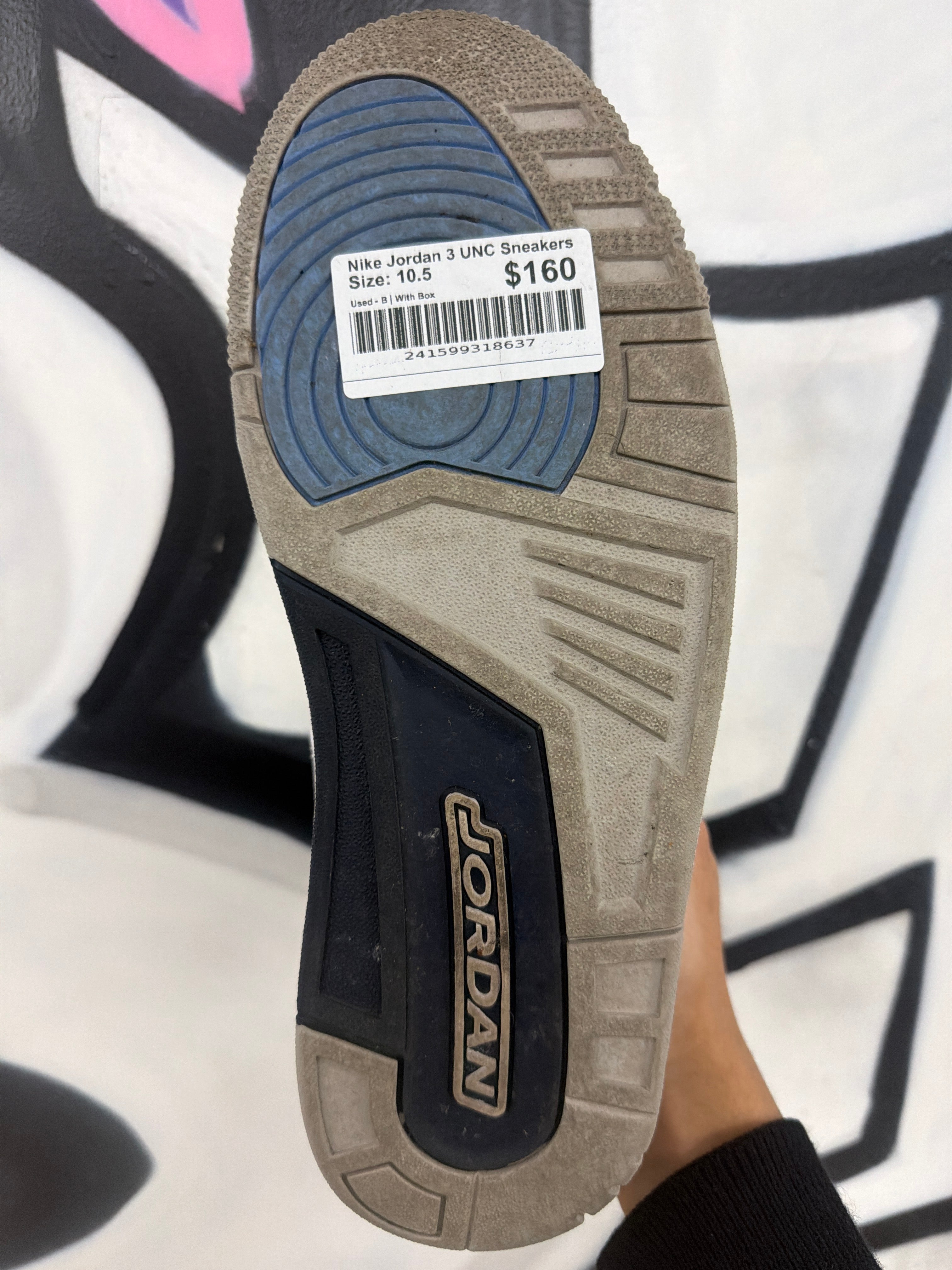 Nike Jordan 3 UNC Sneakers