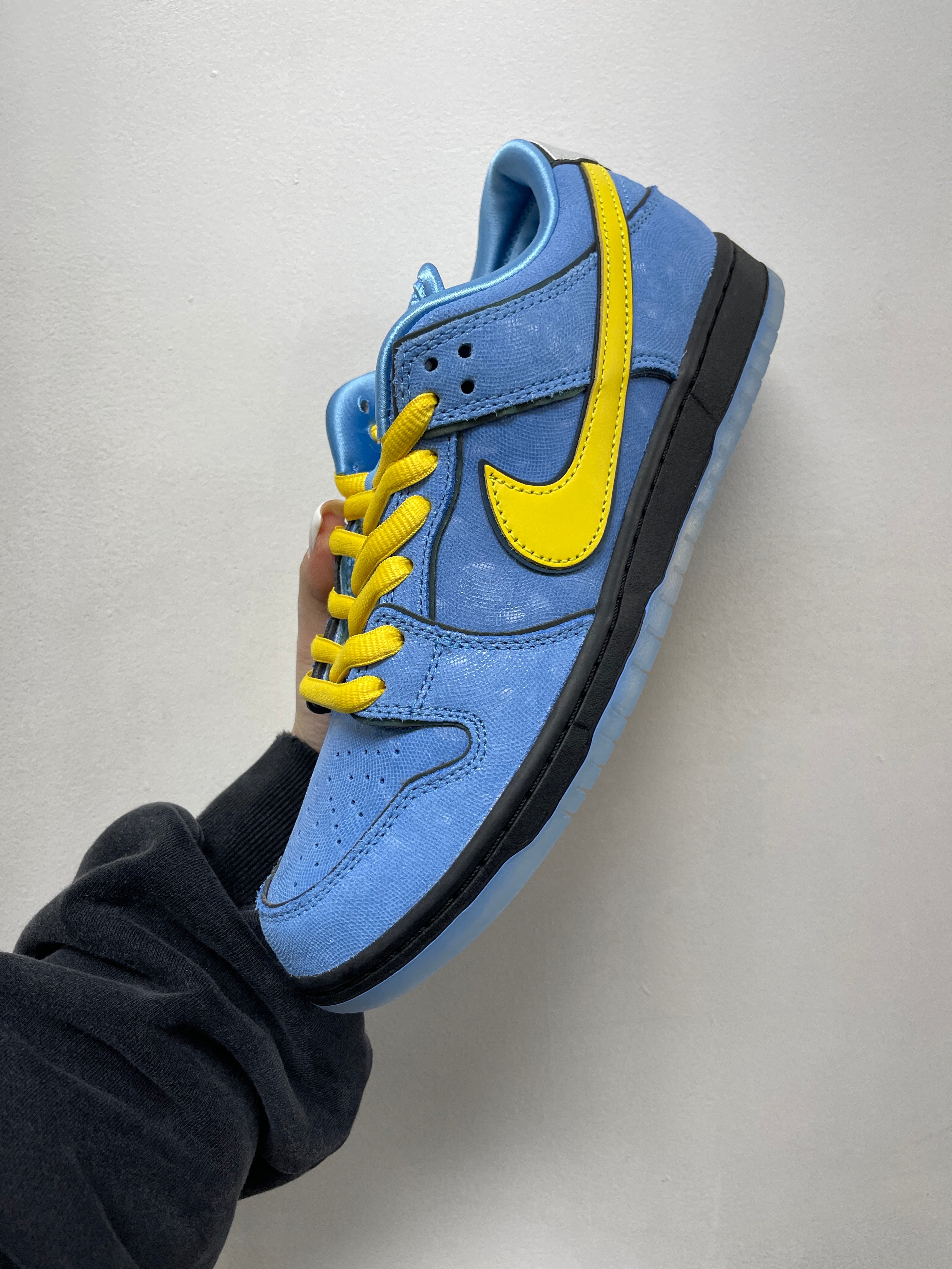 Nike SB Dunk Low Powerpuff Bubbles Sneakers