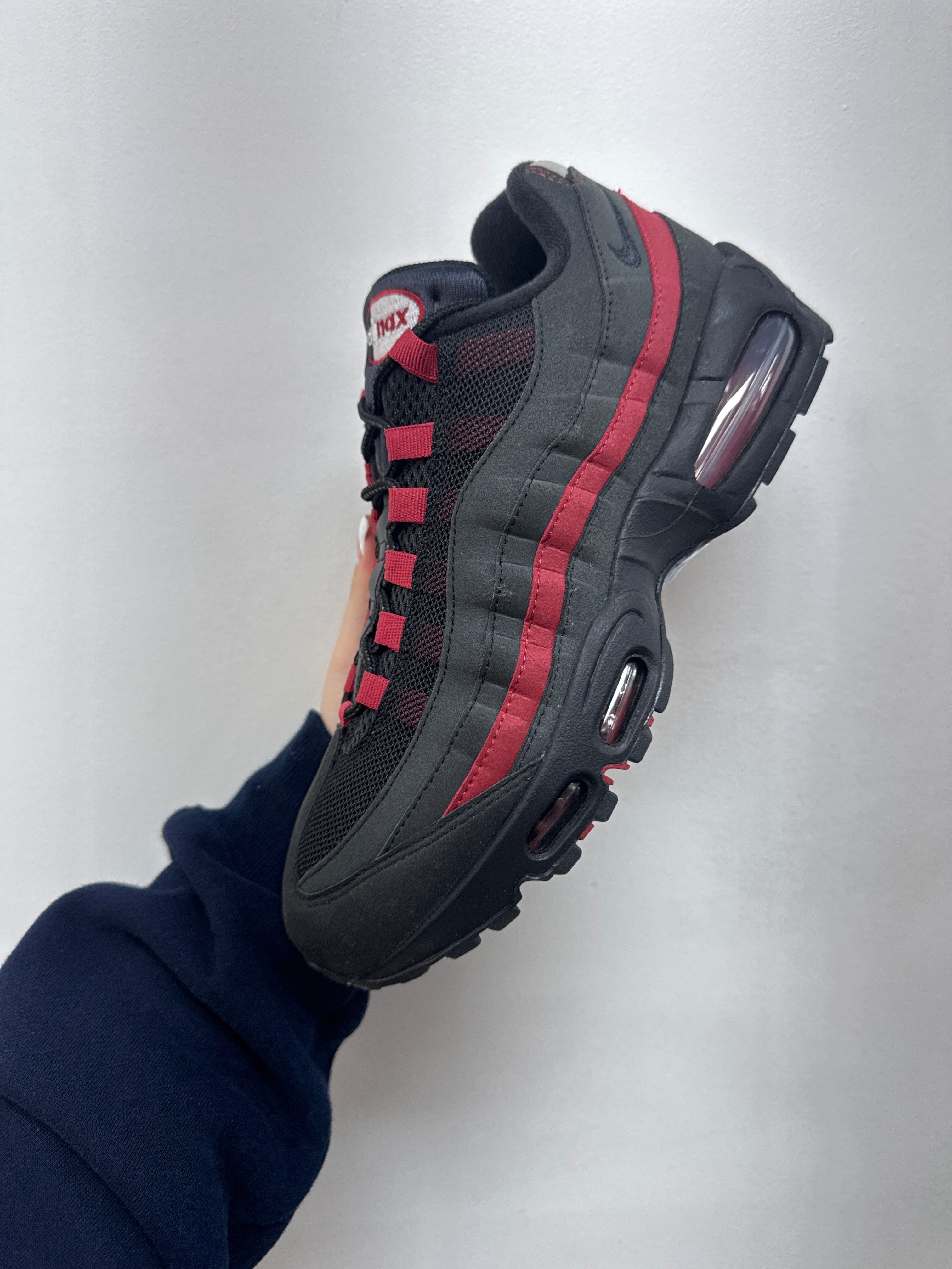 Nike AM95 Black Crimson Sneakers