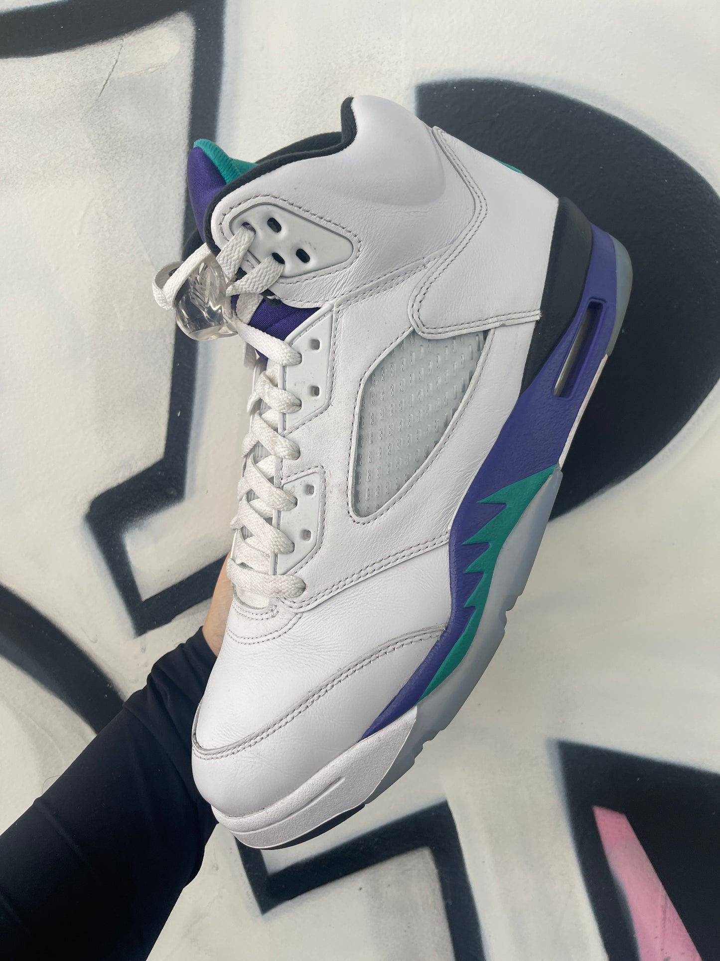 Nike Jordan 5 Grape Sneakers