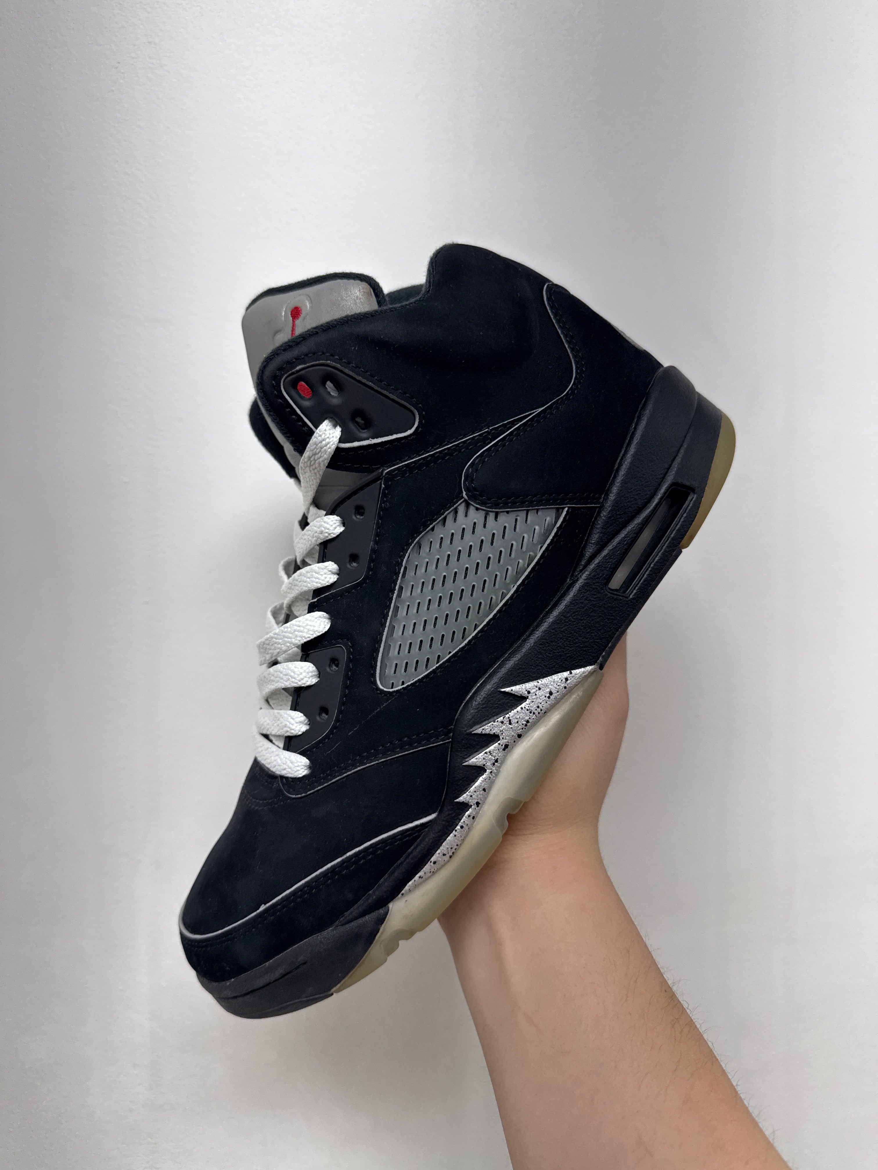 Jordan 5 Black Metallic Sneakers