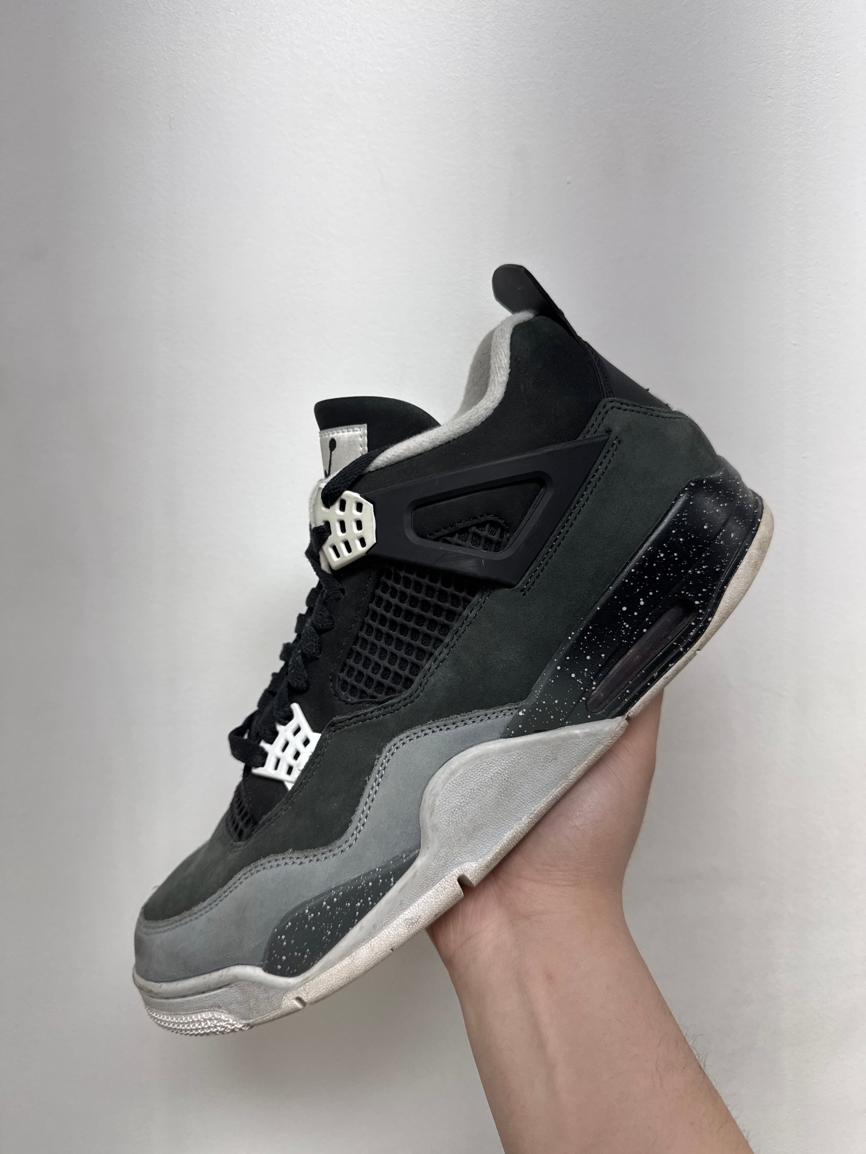 Jordan 4 Fear Sneakers