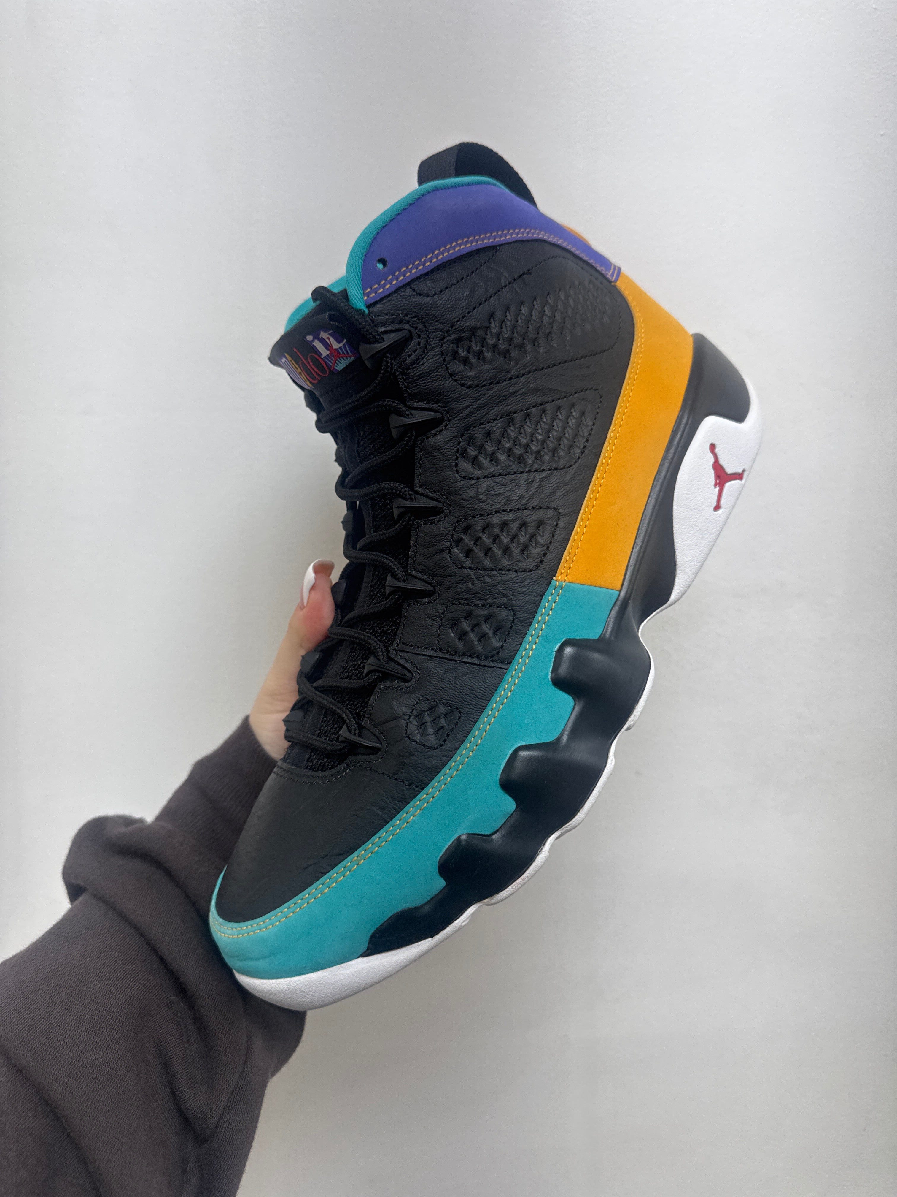Jordan 9 Dream It Do It Sneakers