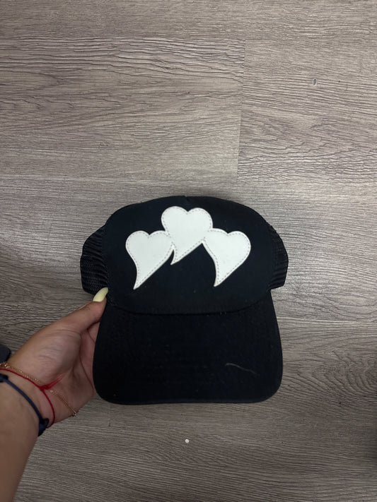 Amiri Black White 3 Heart Cap Used