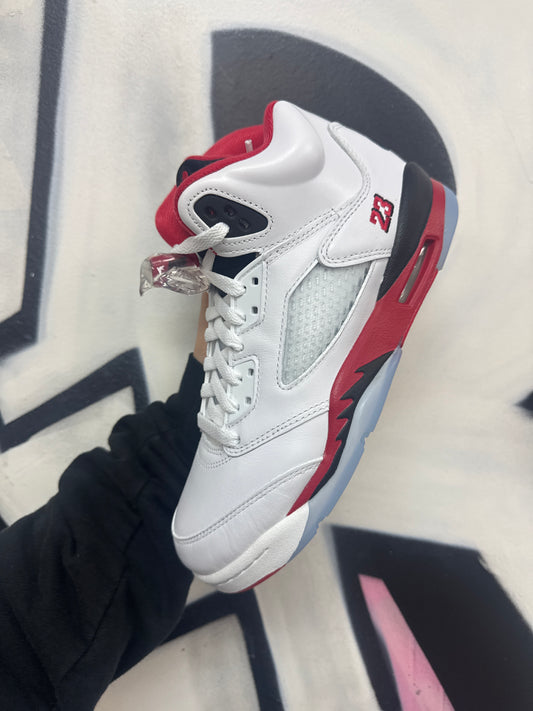 Nike Jordan 5 Fire Red Sneaker