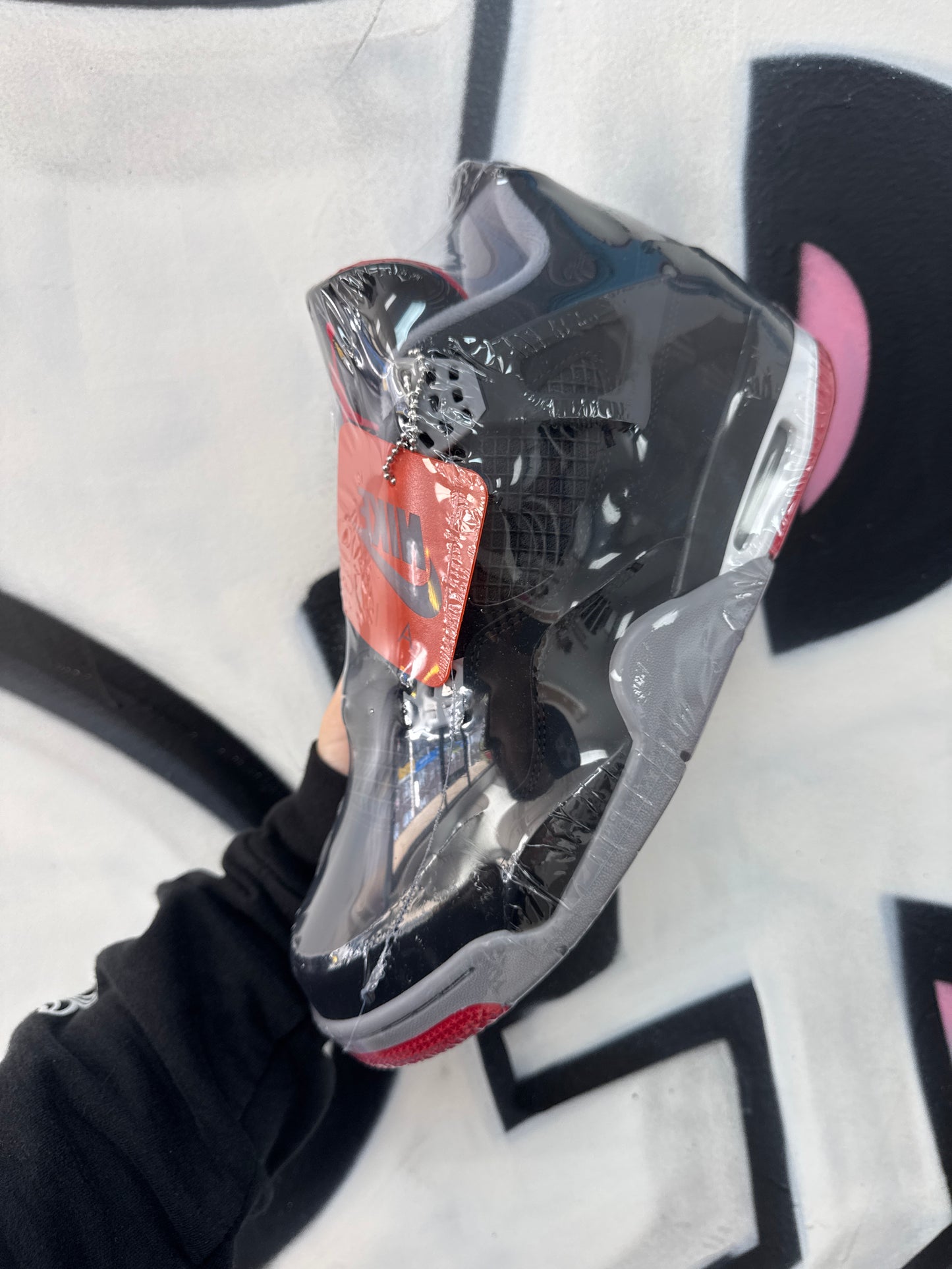 Nike Jodan 4 Bred (2019) Sneakers