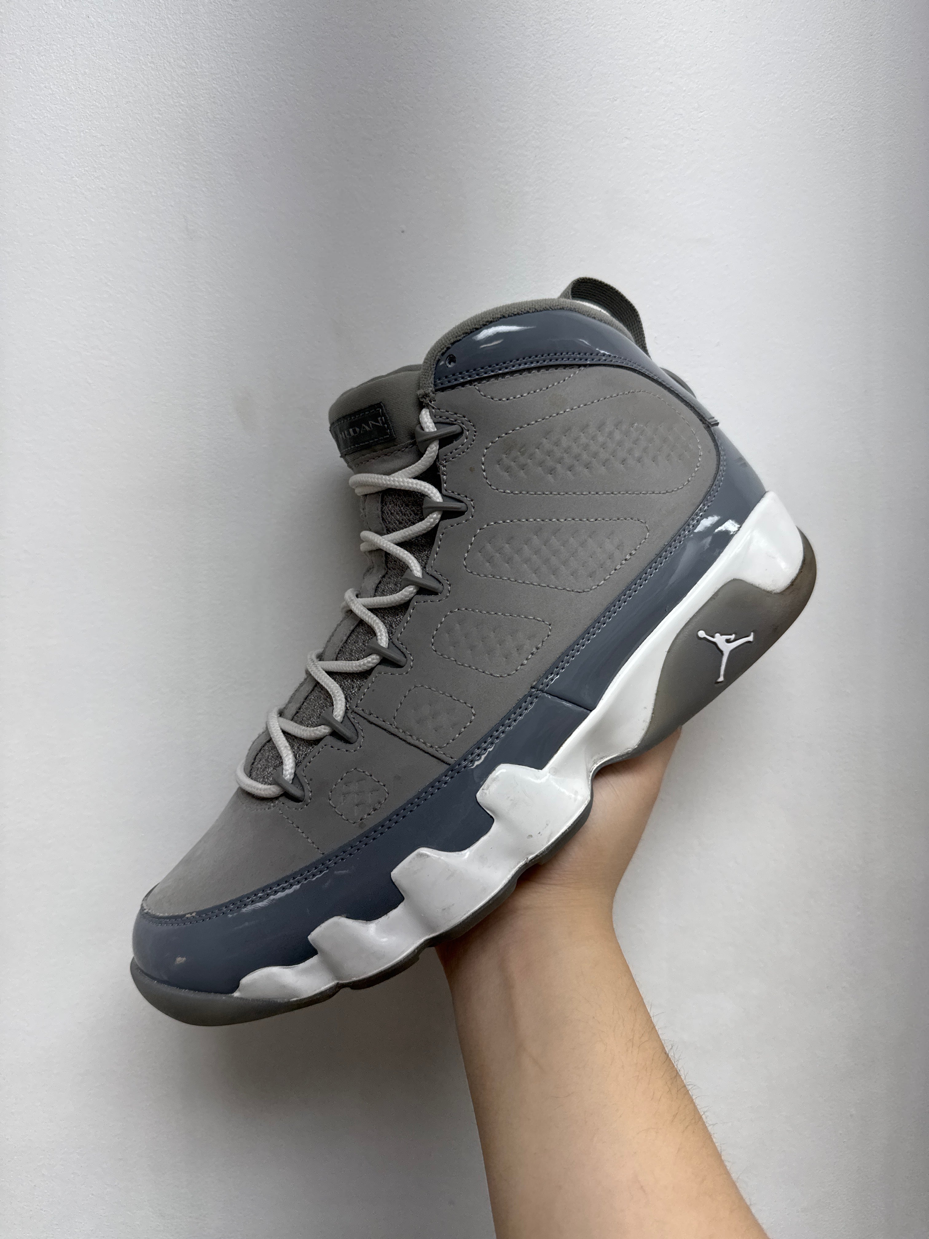 Jordan 9 Cool Grey Sneakers