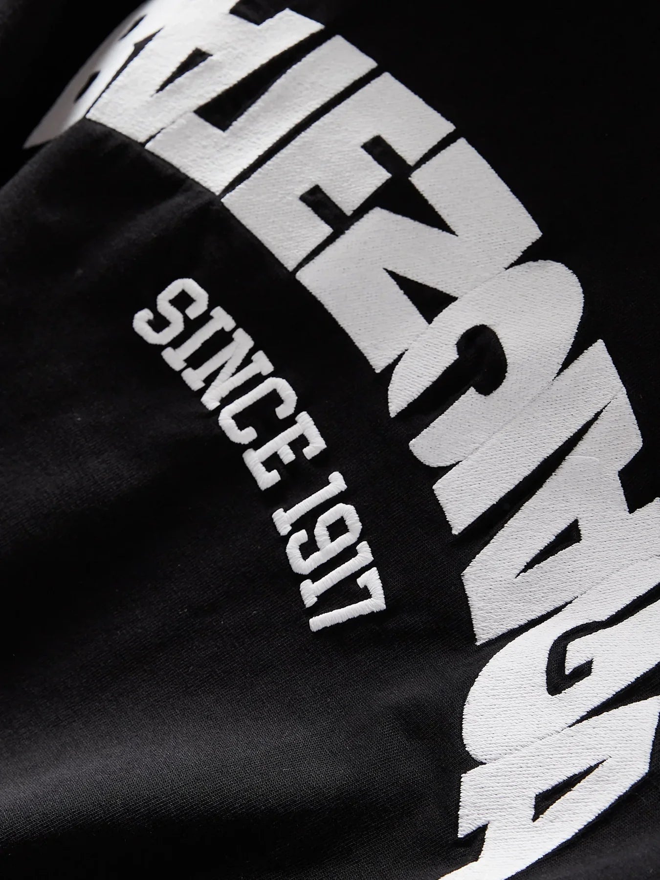 Balenciaga 'Backflip Embroidered Logo' Black Tee