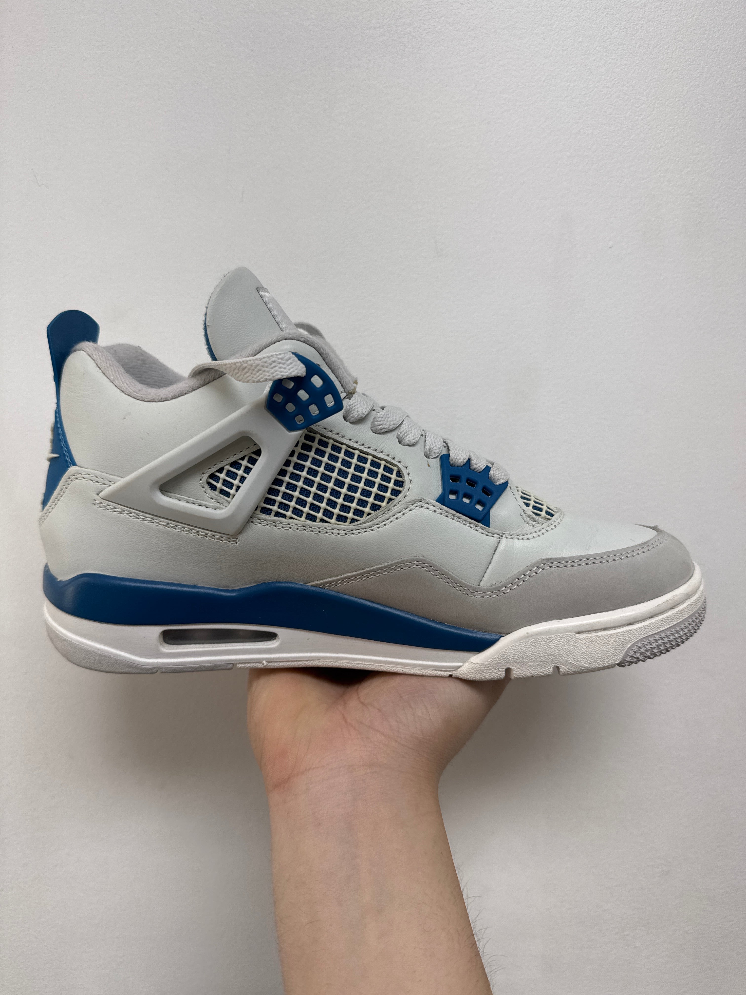 Jordan 4 Military Blue Sneakers