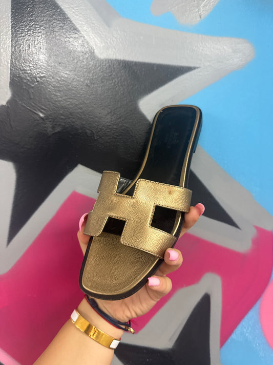Hermes H Slippers Metallic Gold Used 37.5 (7.5W) No Box