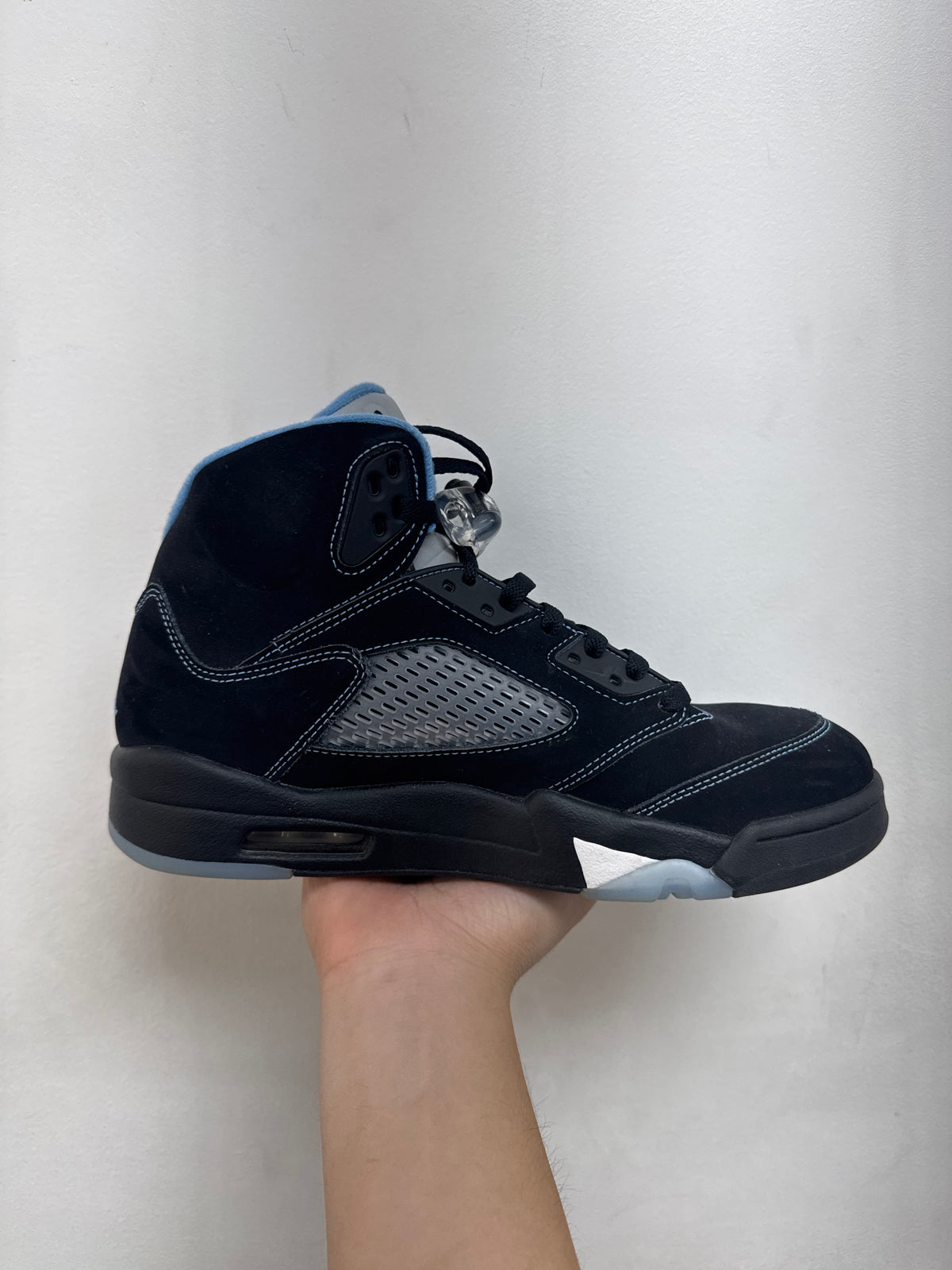 Jordan 5 University Blue Sneakers
