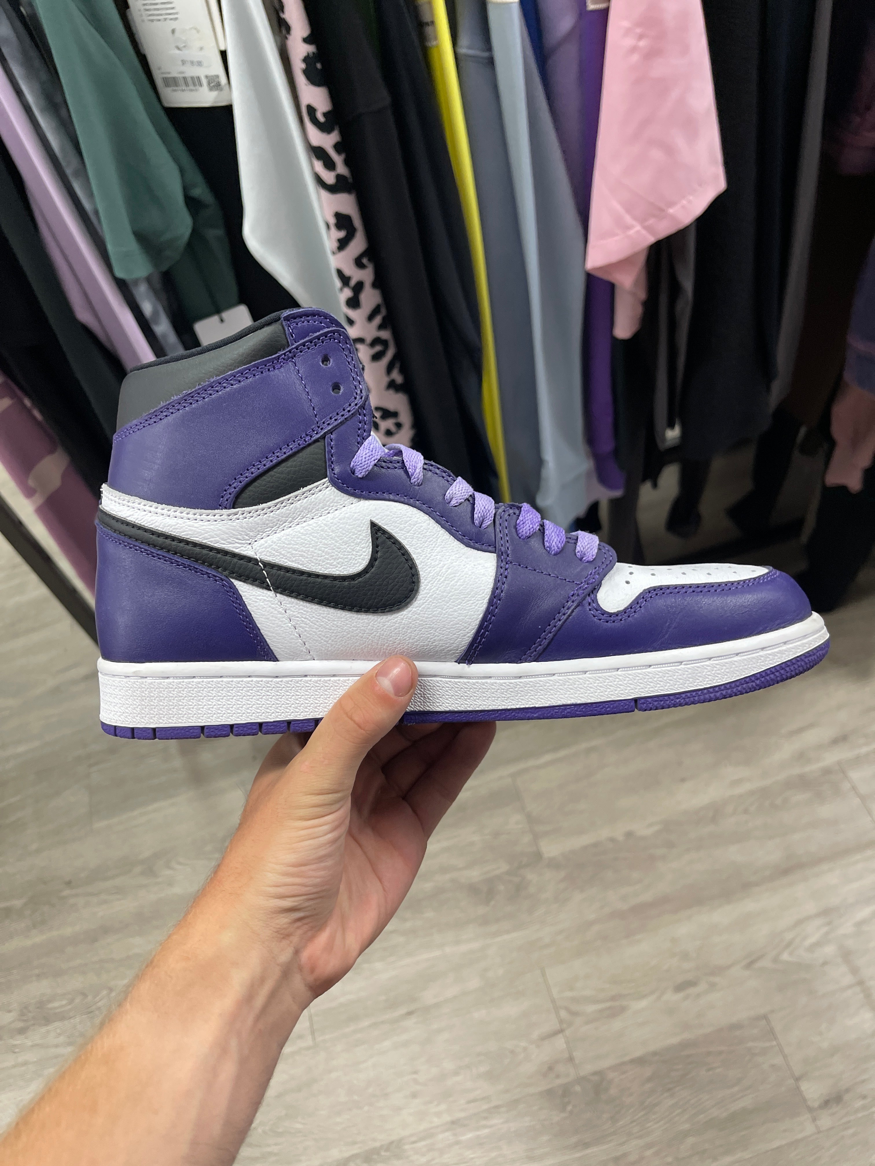 Nike Jordan 1 Court Purple 2.0 Sneakers