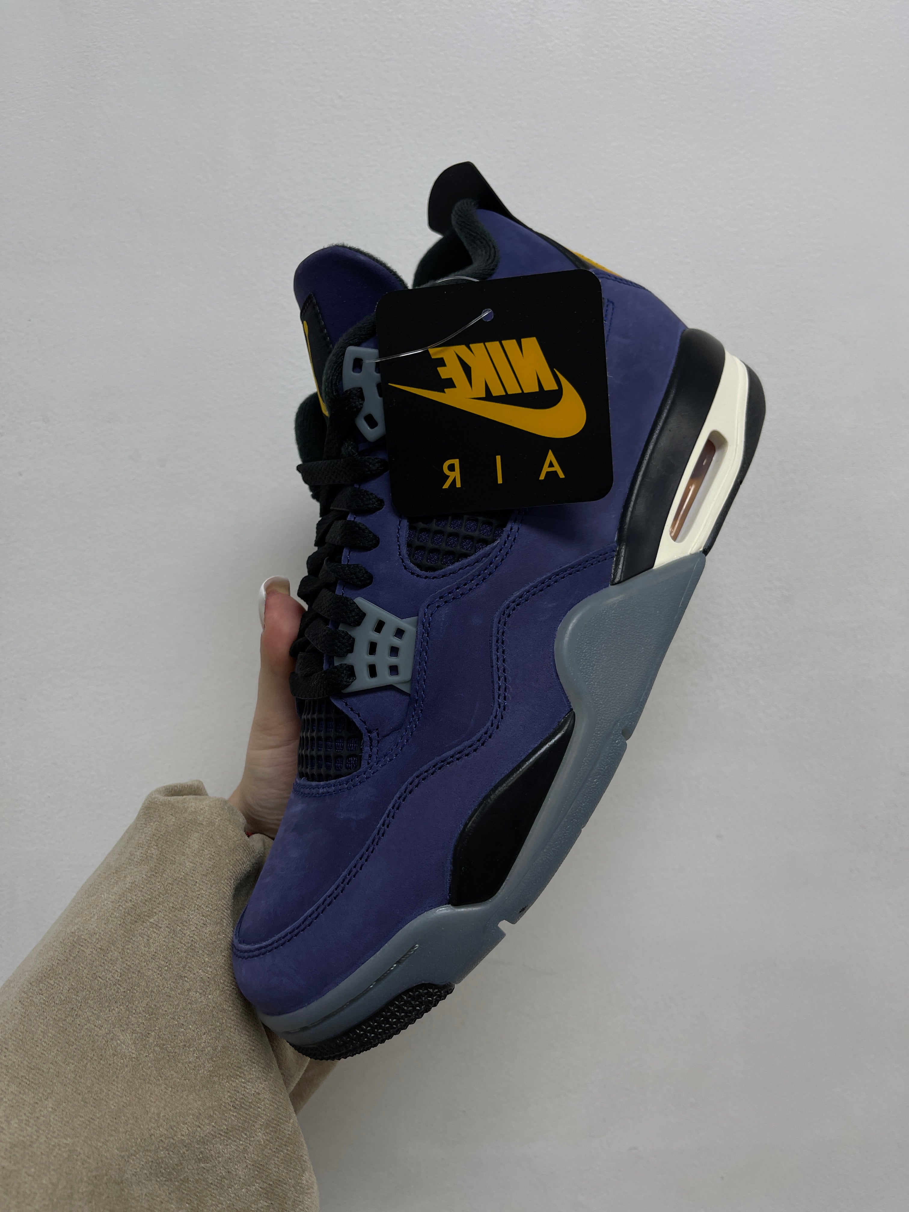 Jordan 4 Laker Sneakers