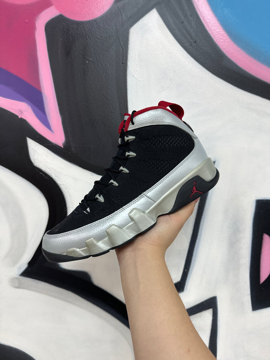 Nike Jordan 9 Johnny Kilroy Sneaker