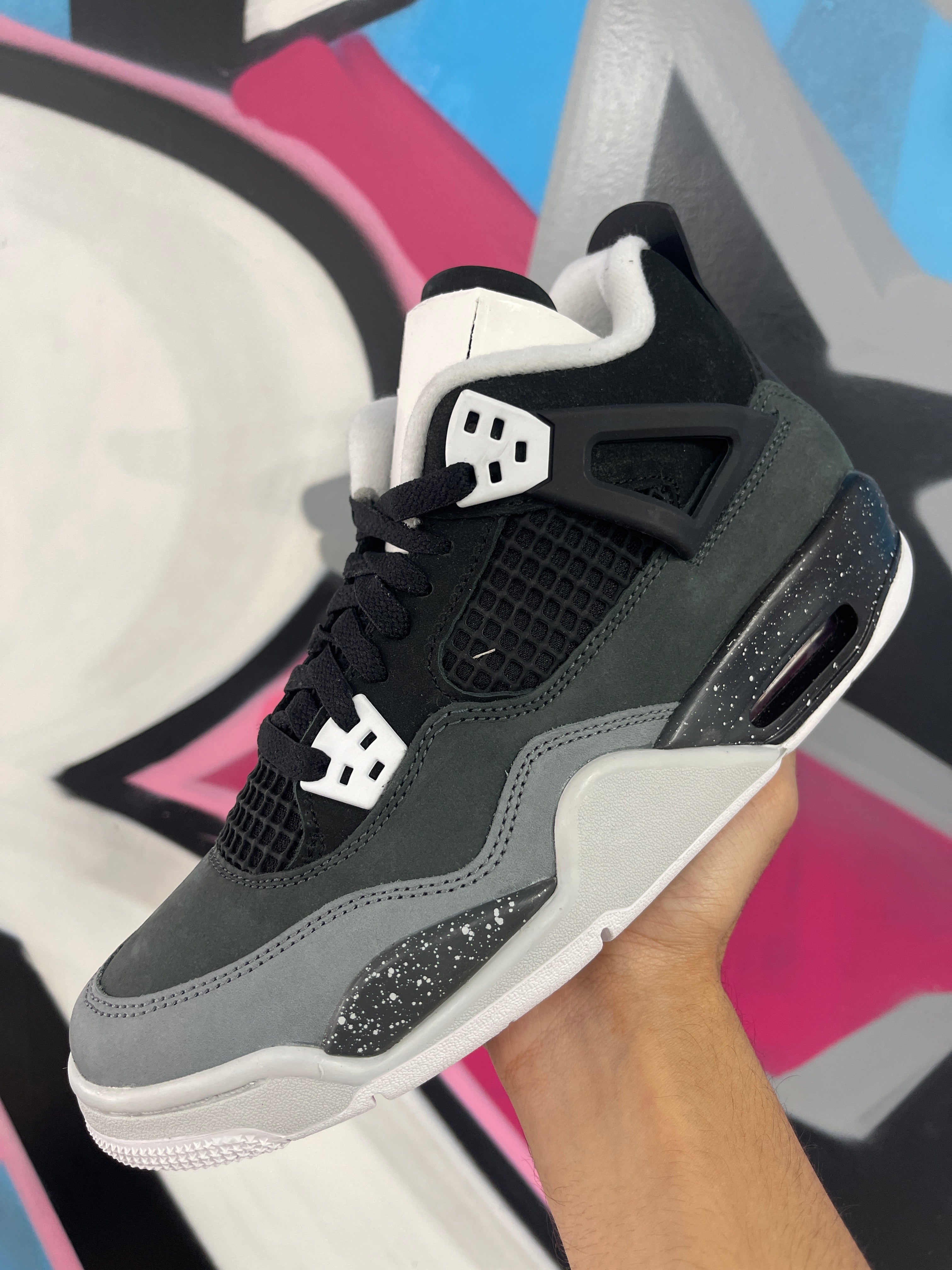 Jordan 4 Fear New 7Y With Box