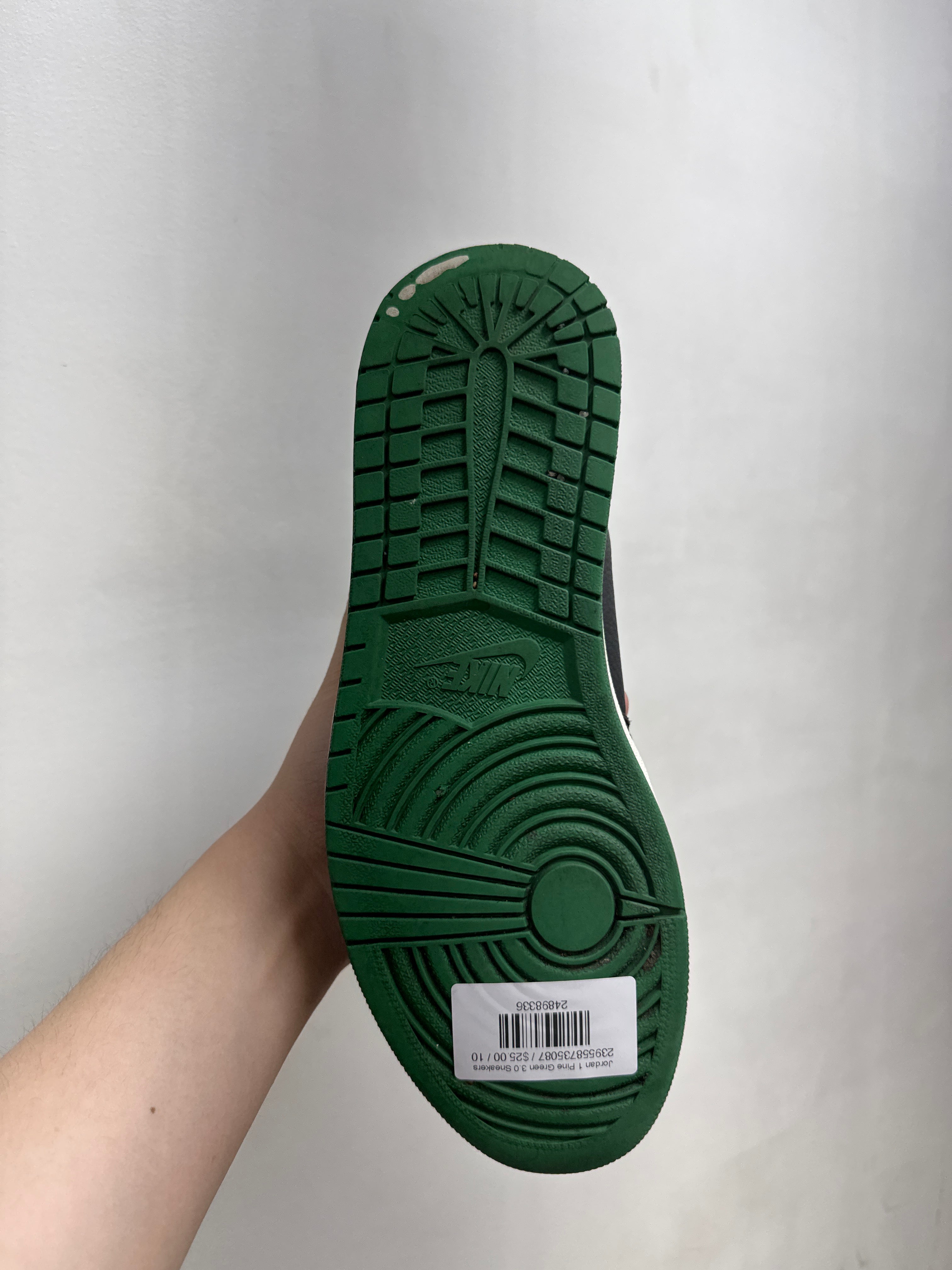 Jordan 1 Pine Green 3.0 Sneakers