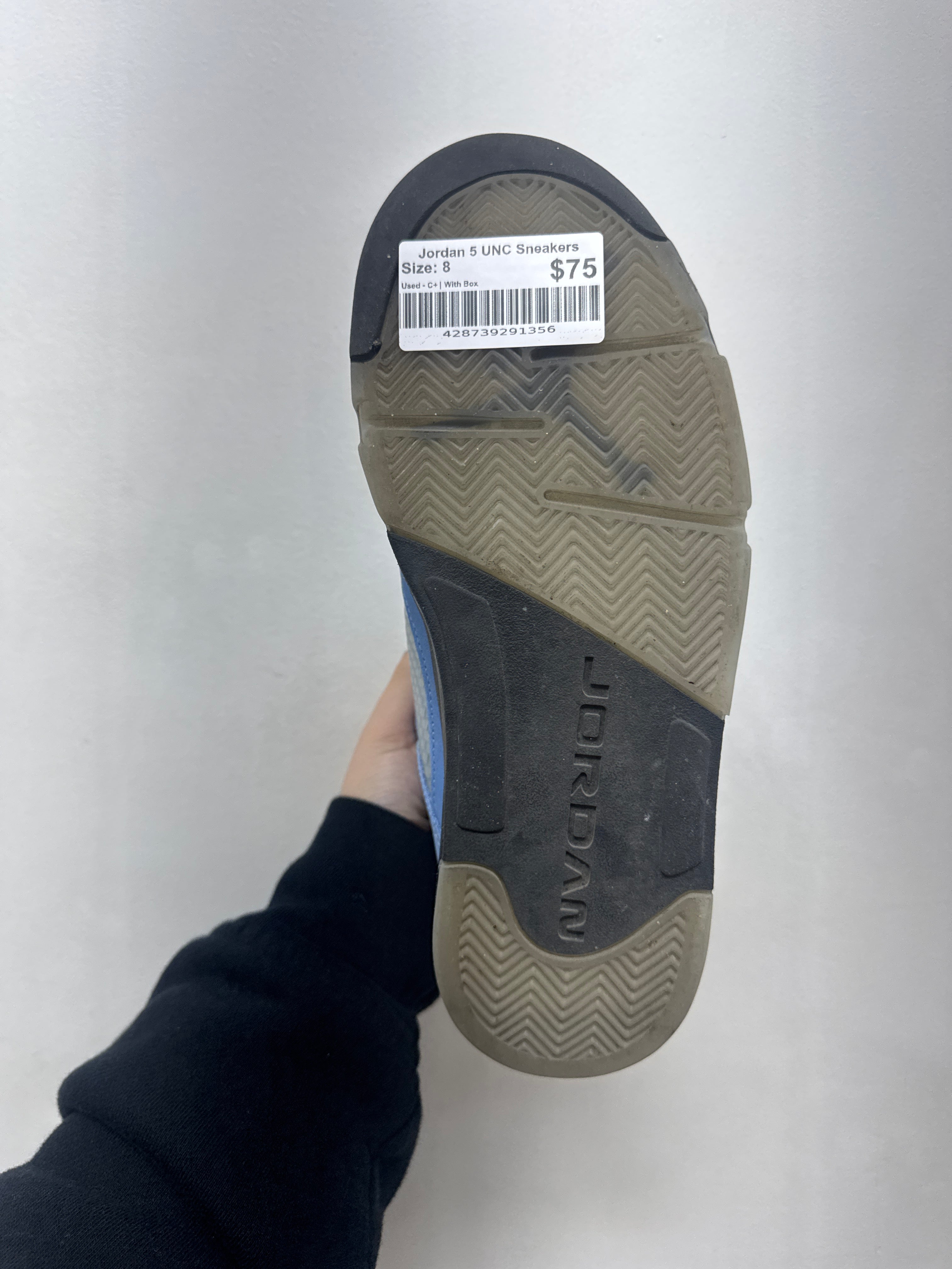 Jordan 5 UNC Sneakers