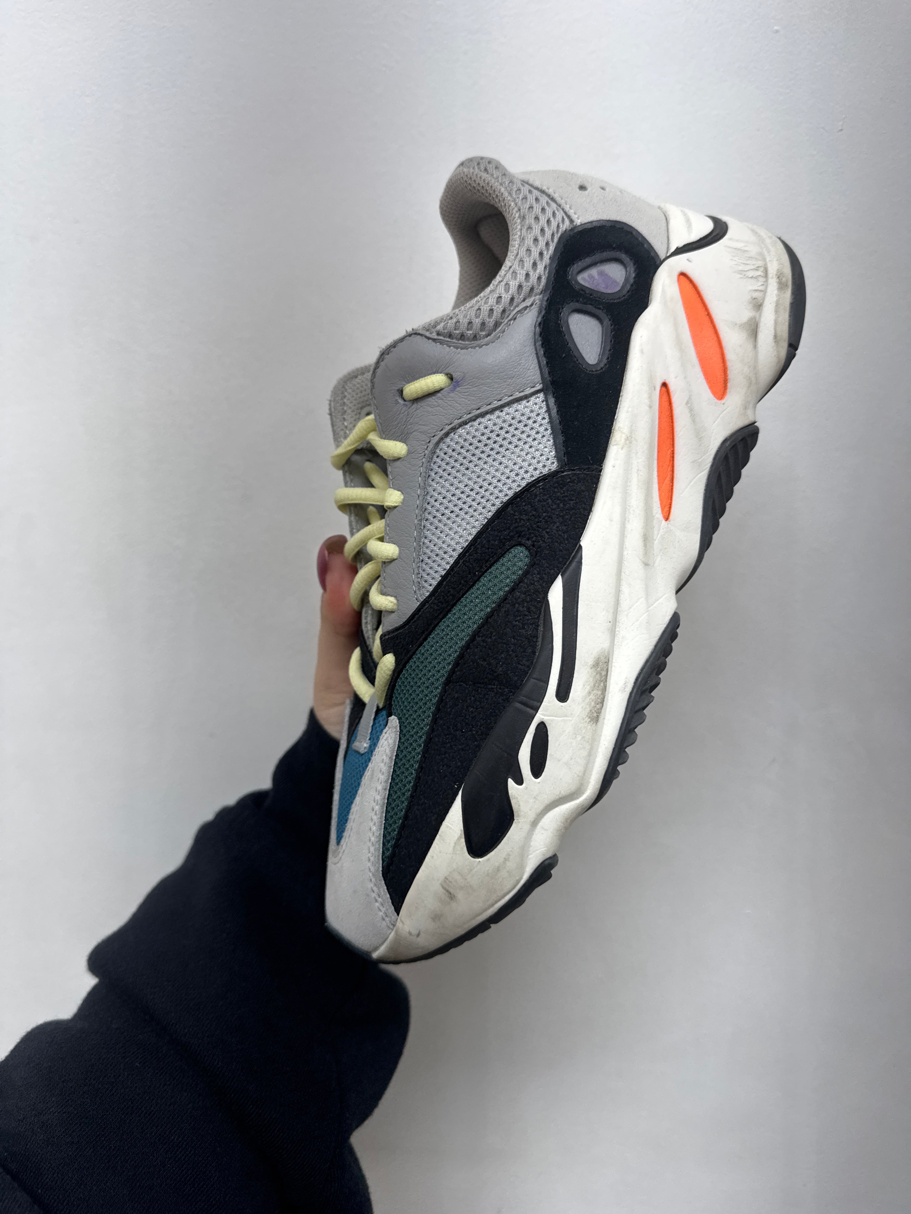 YZY 700 Wave Runner Sneakers