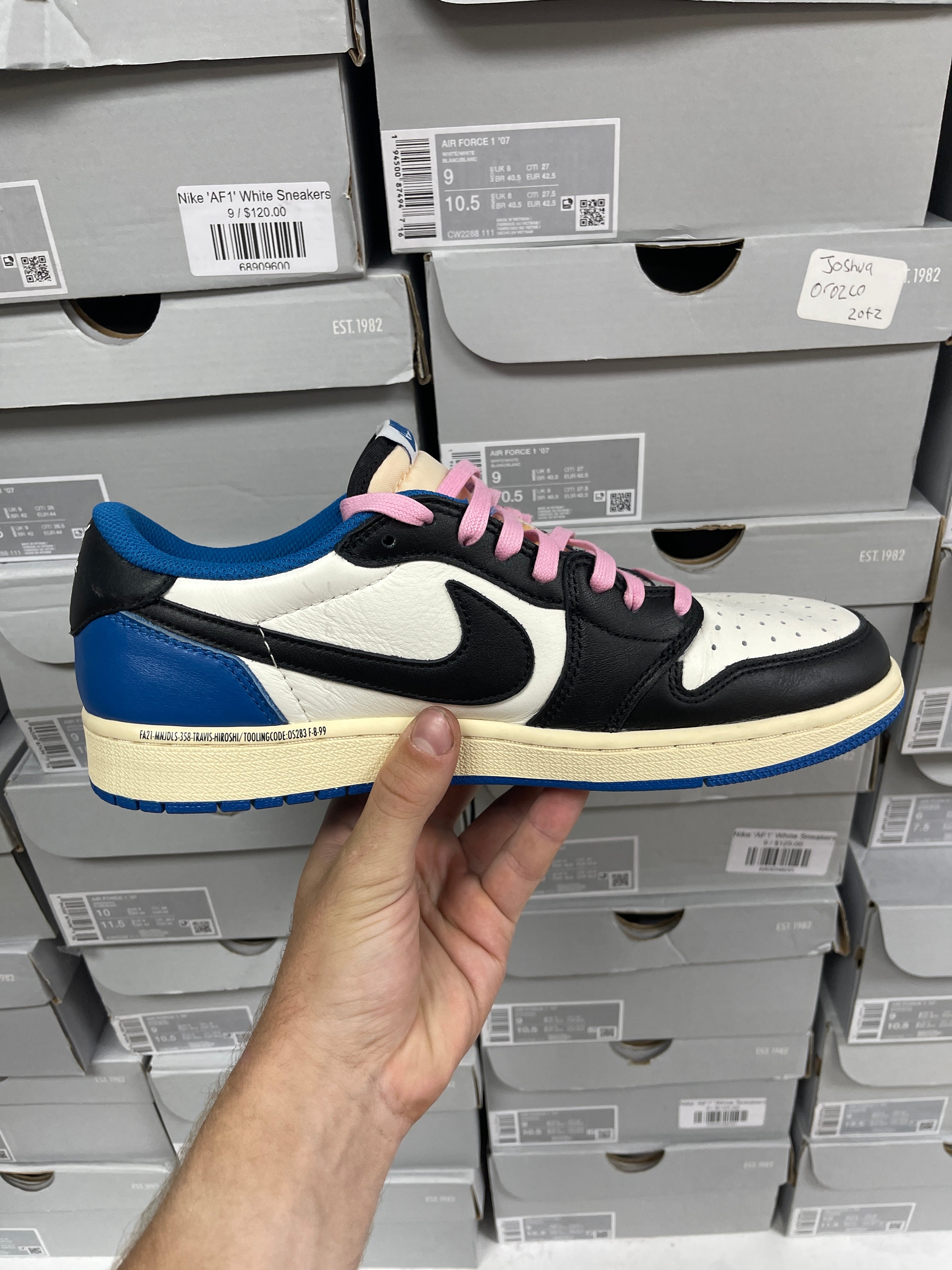 Jordan 1 Low Travis Scott Fragment Sneakers