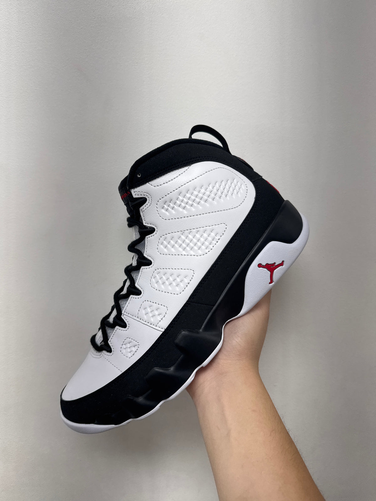 Jordan 9 Space Jam Sneakers