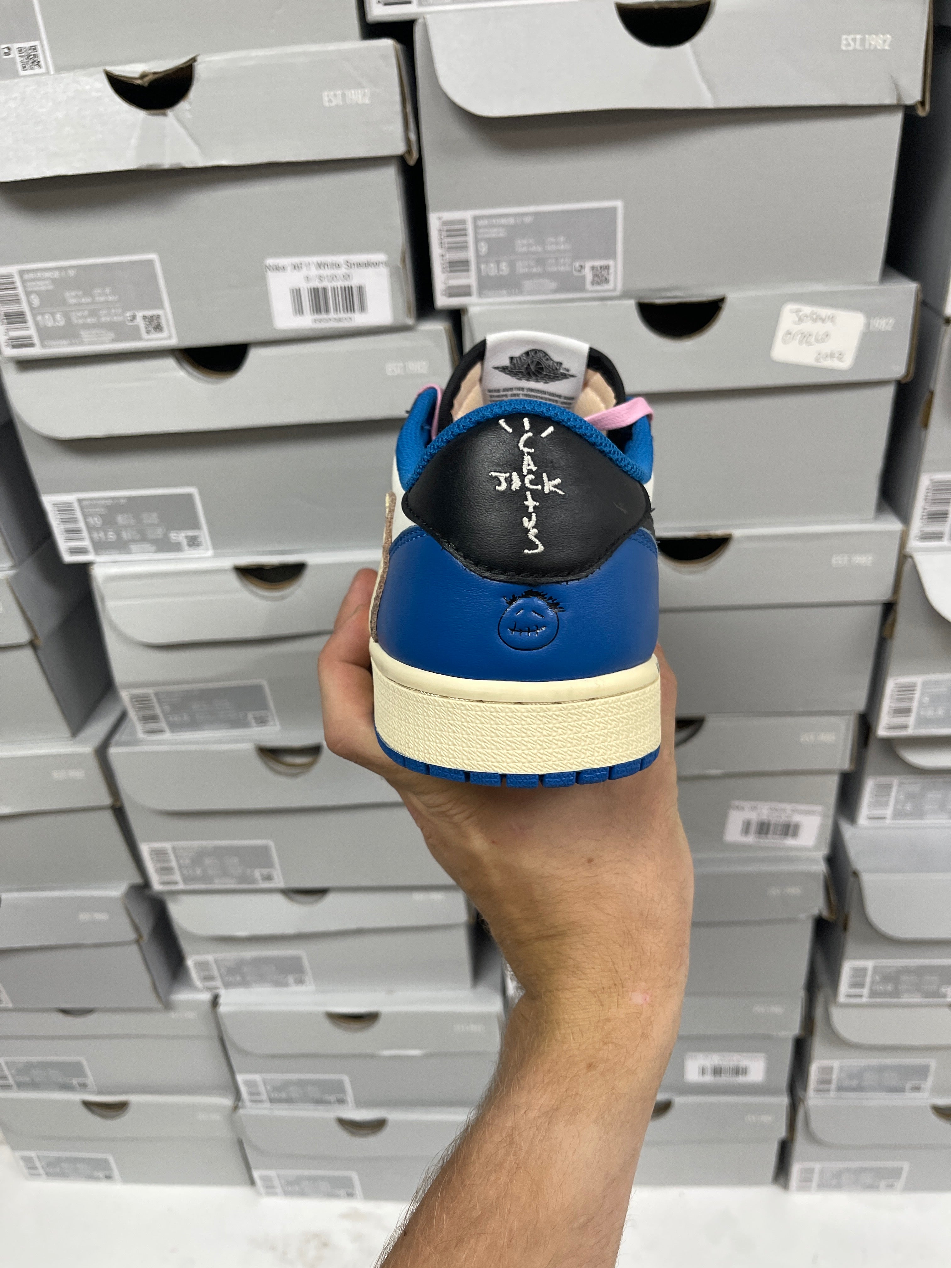 Jordan 1 Low Travis Scott Fragment Sneakers