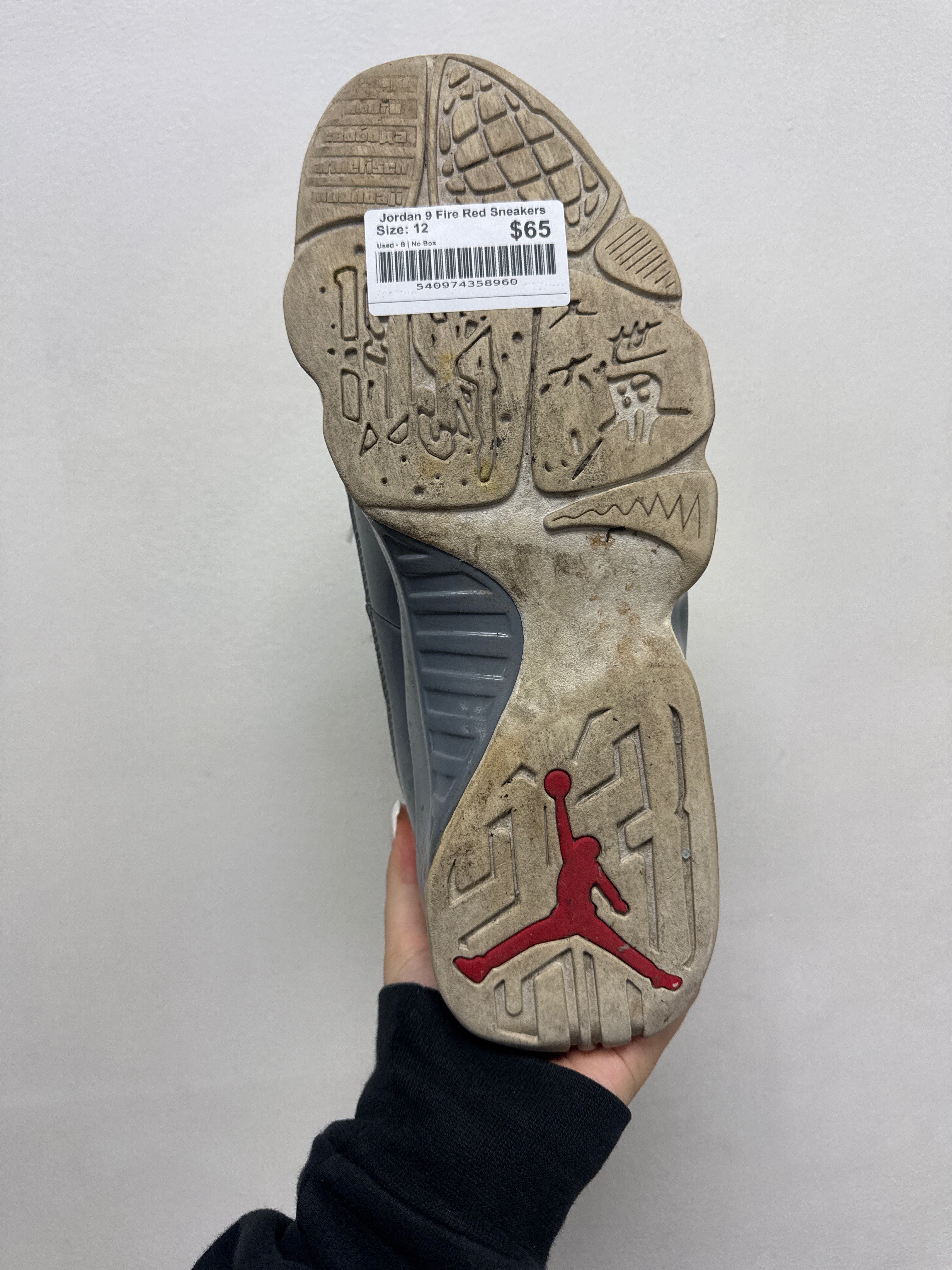 Jordan 9 Fire Red Sneakers