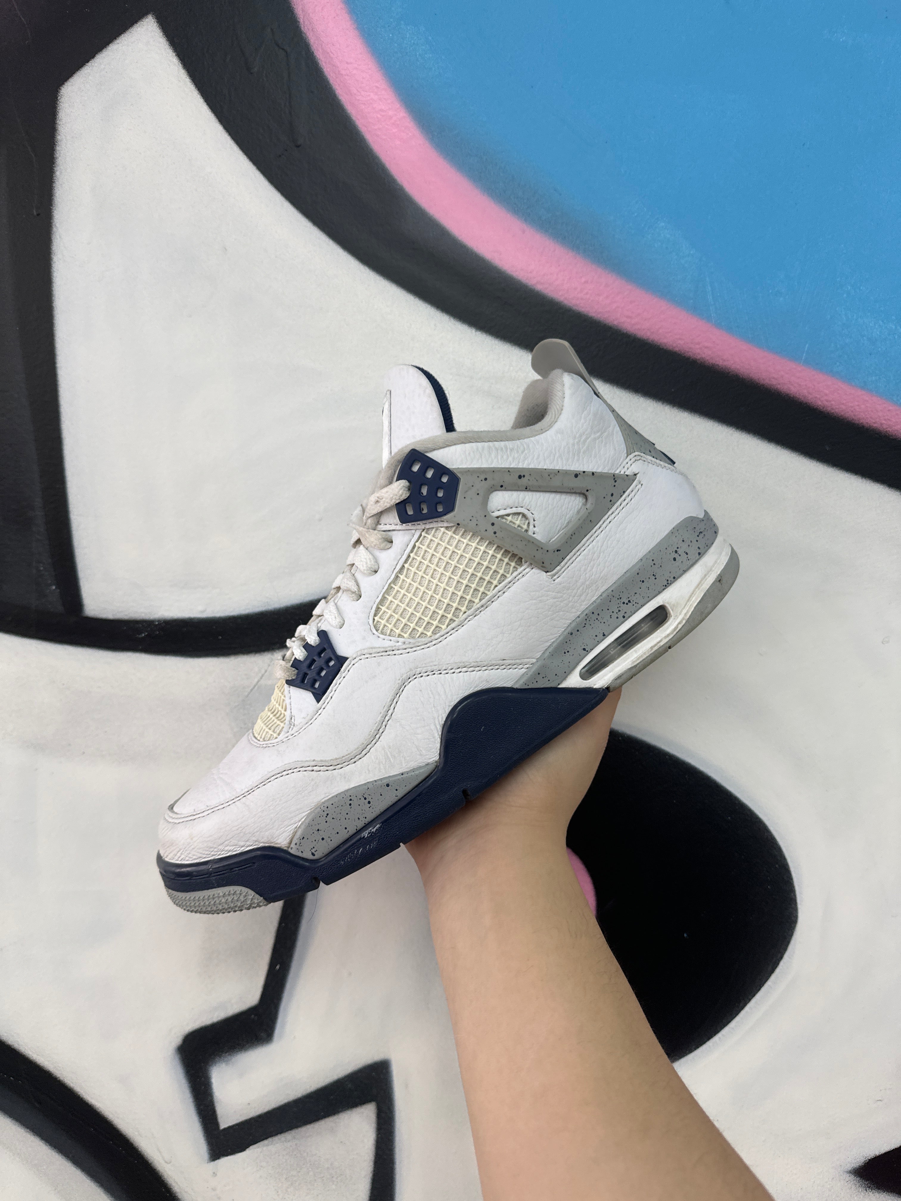Jordan 4 Midnight Navy Sneakers