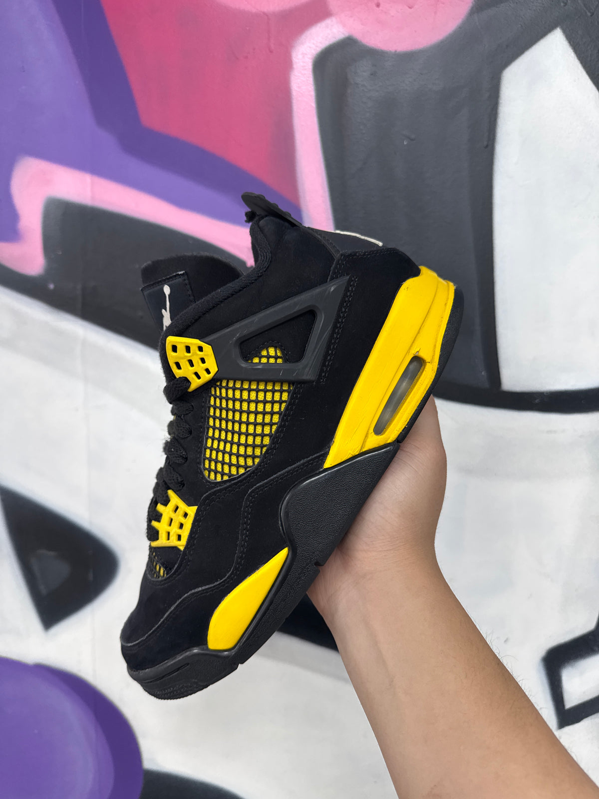 Jordan 4 Yellow Thunder Sneakers